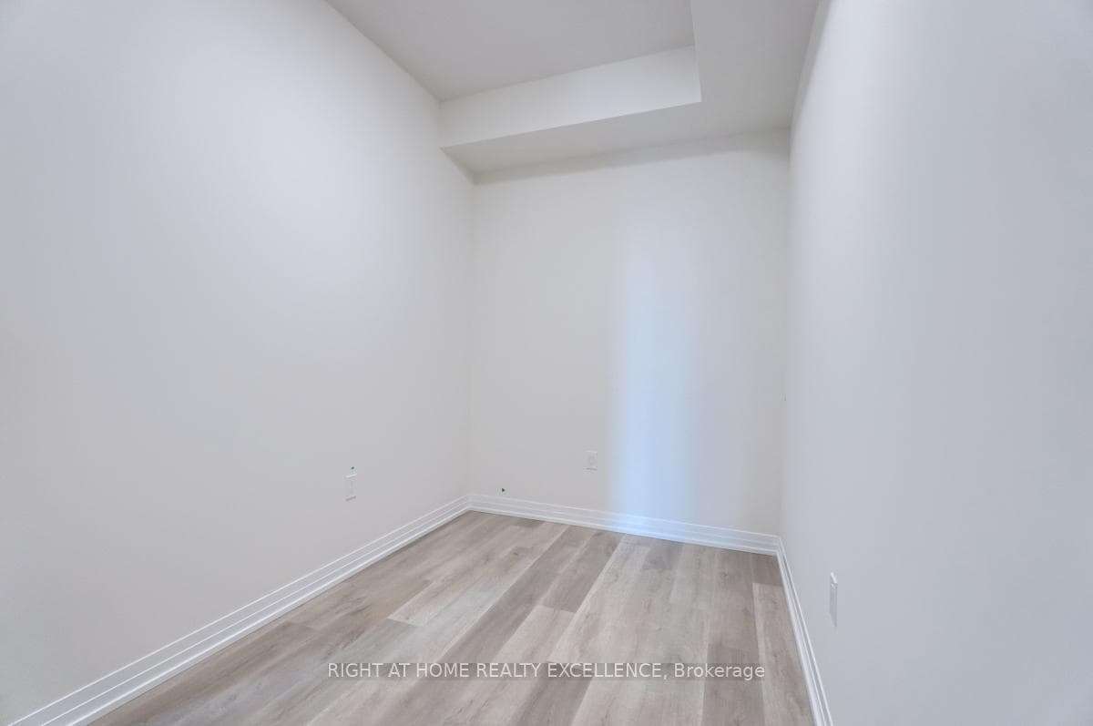 15 Watergarden Drive Unit 2005 photo 18