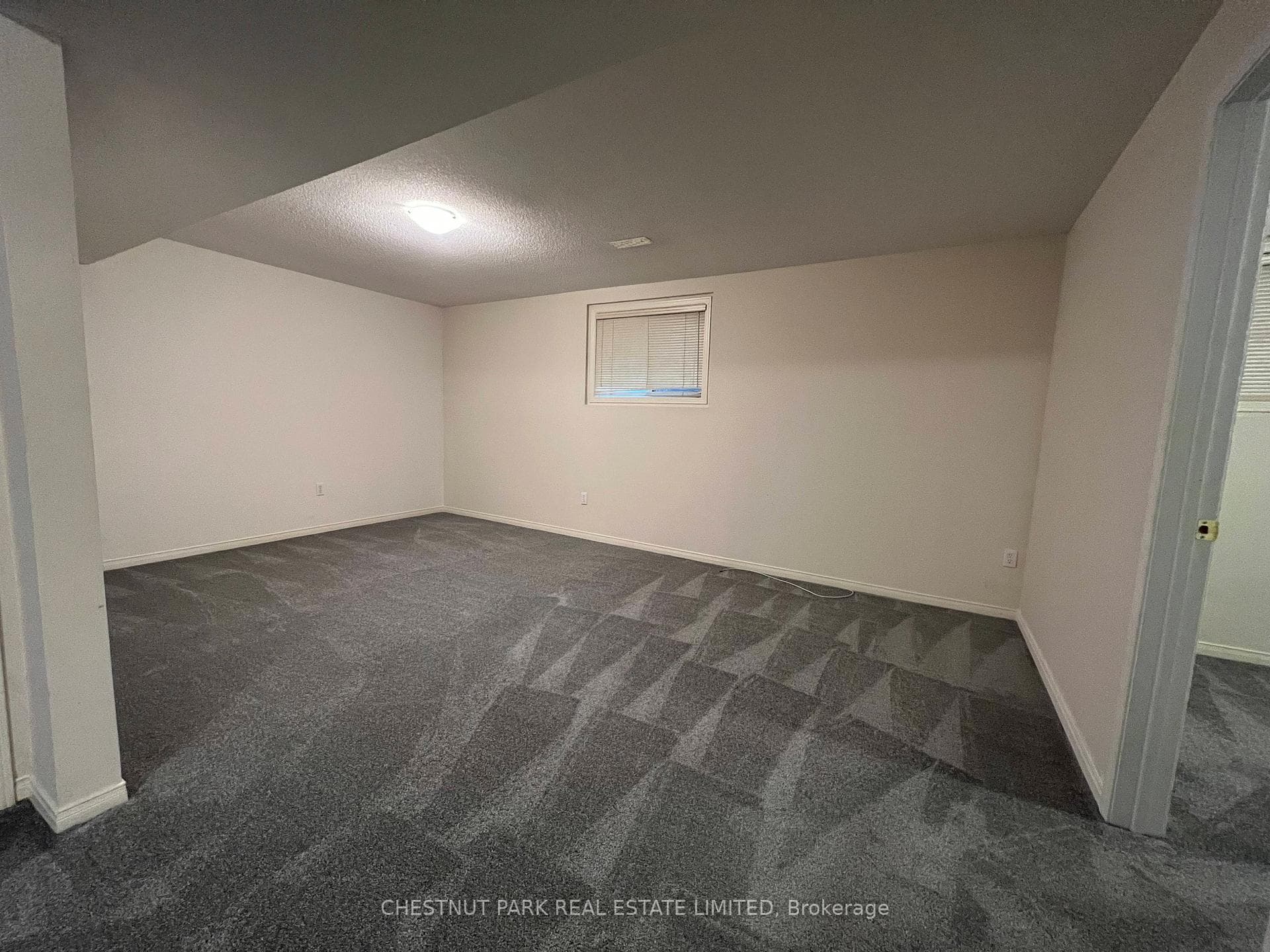 427 Silken Laumann Drive photo 3