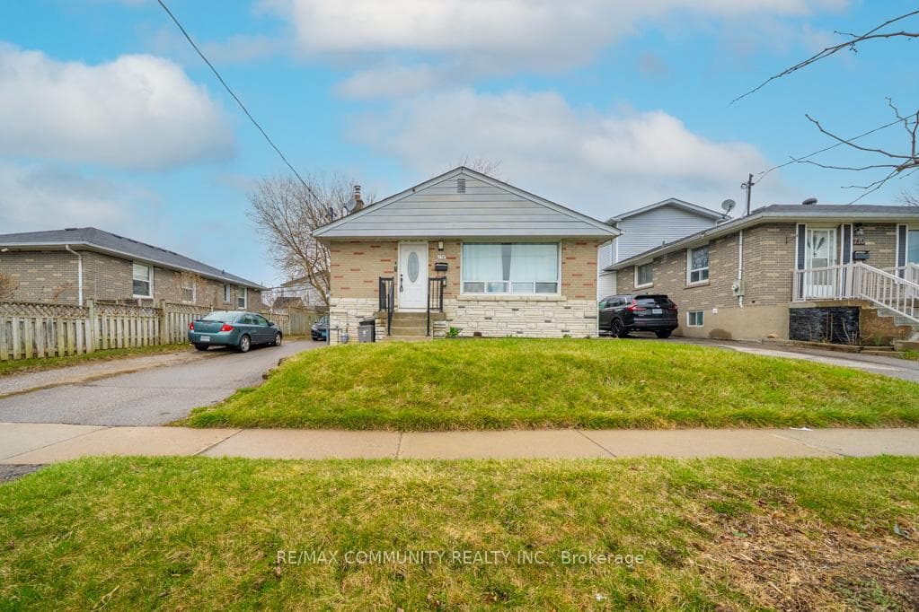 776 Phillip Murray Avenue photo 1