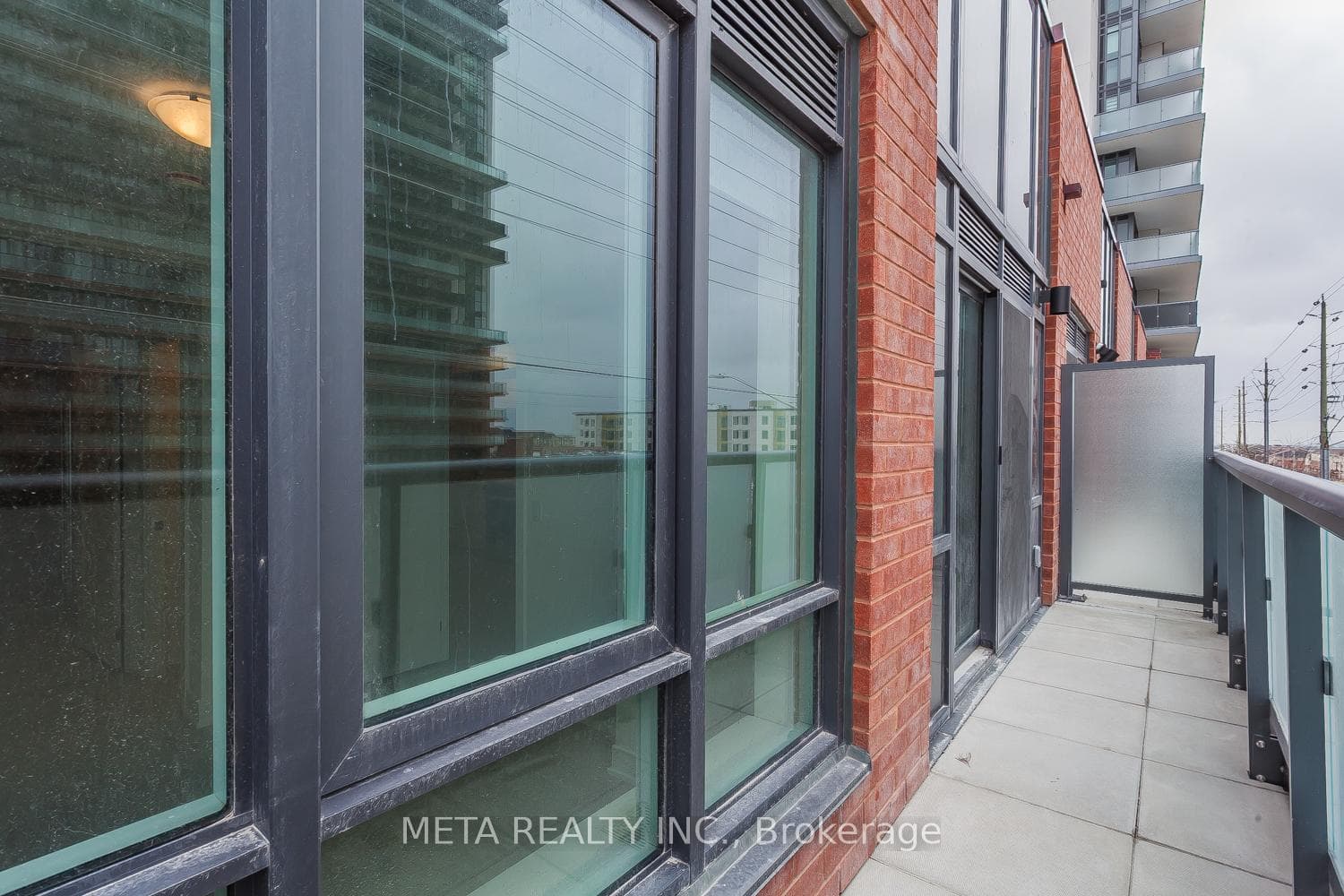 2545 Simcoe Street Unit 322 photo 17