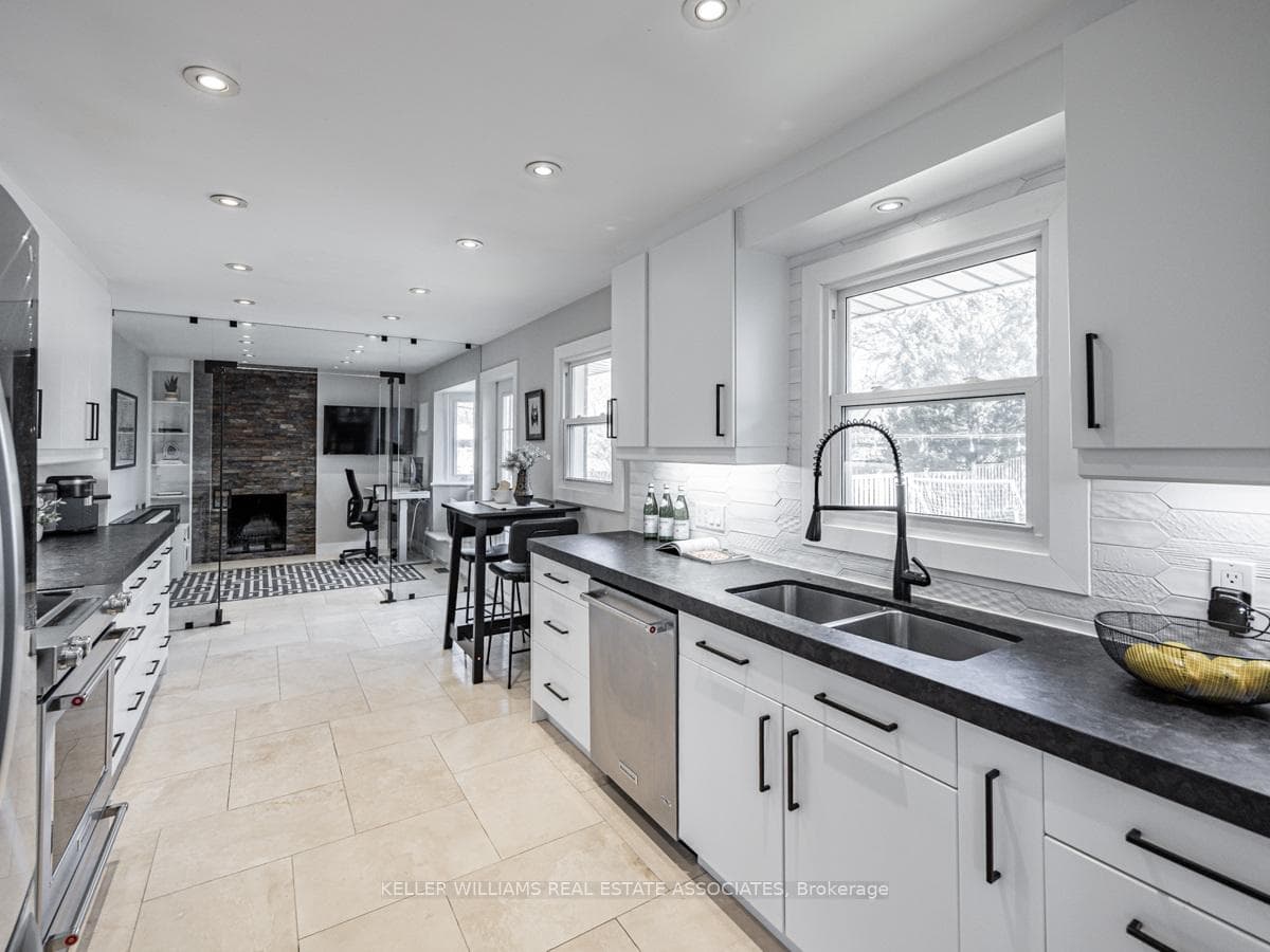 83 Rabbit Lane photo 9