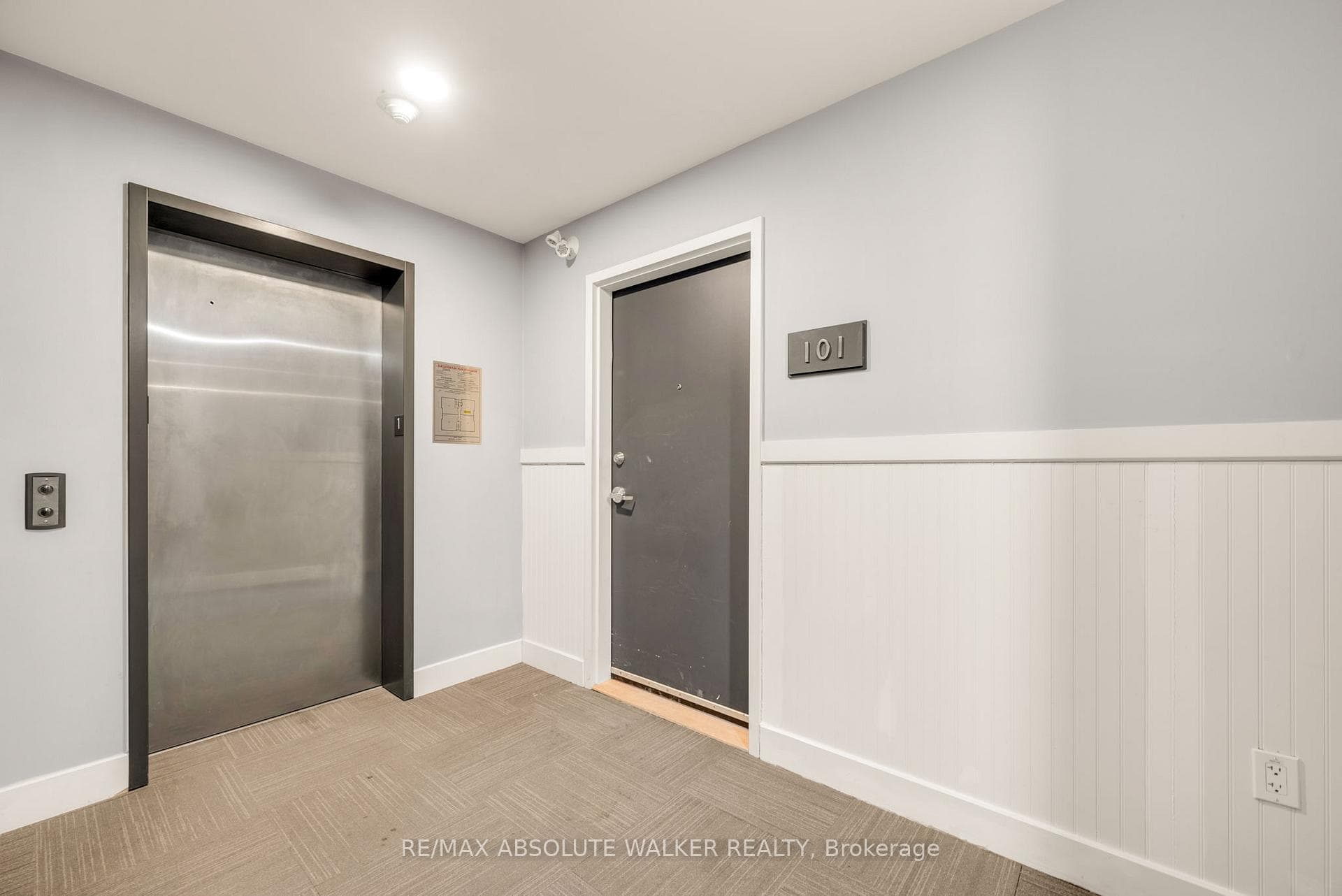 305 Elizabeth Cosgrove Private Unit 101 photo 37