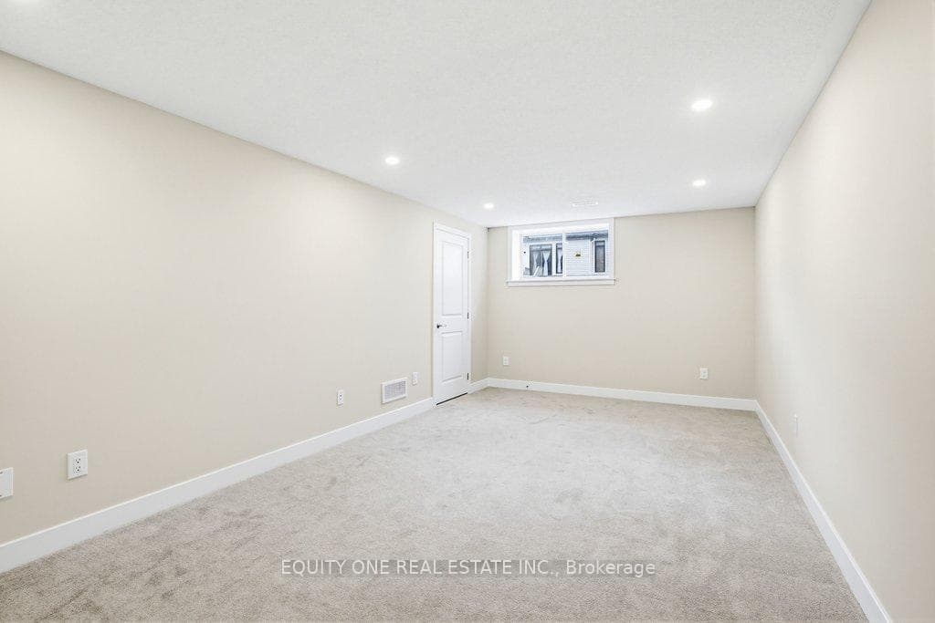 2033 Allegrini Terrace photo 38