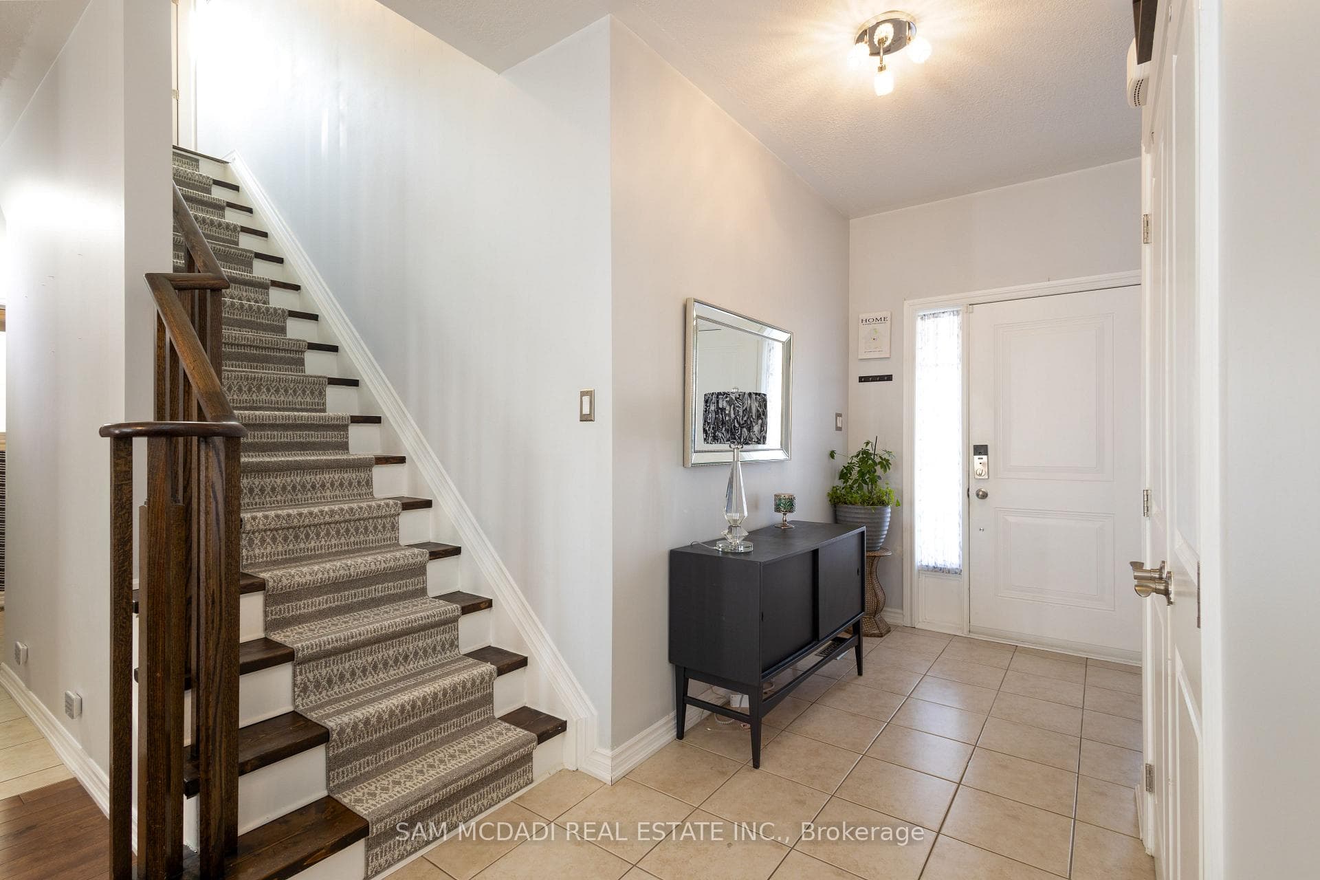 105 Anderson Road photo 3