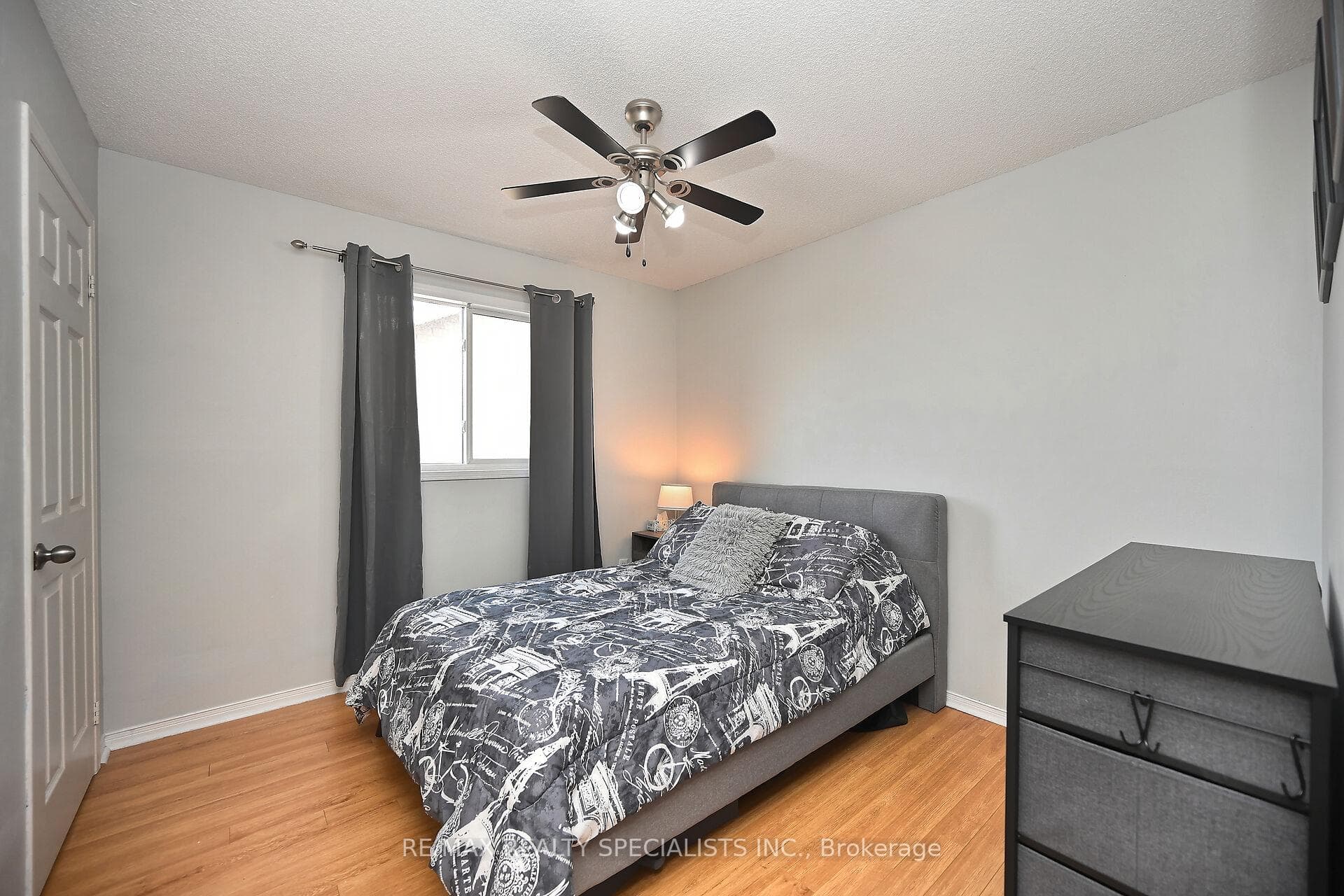 5421 Kinglet Avenue photo 19
