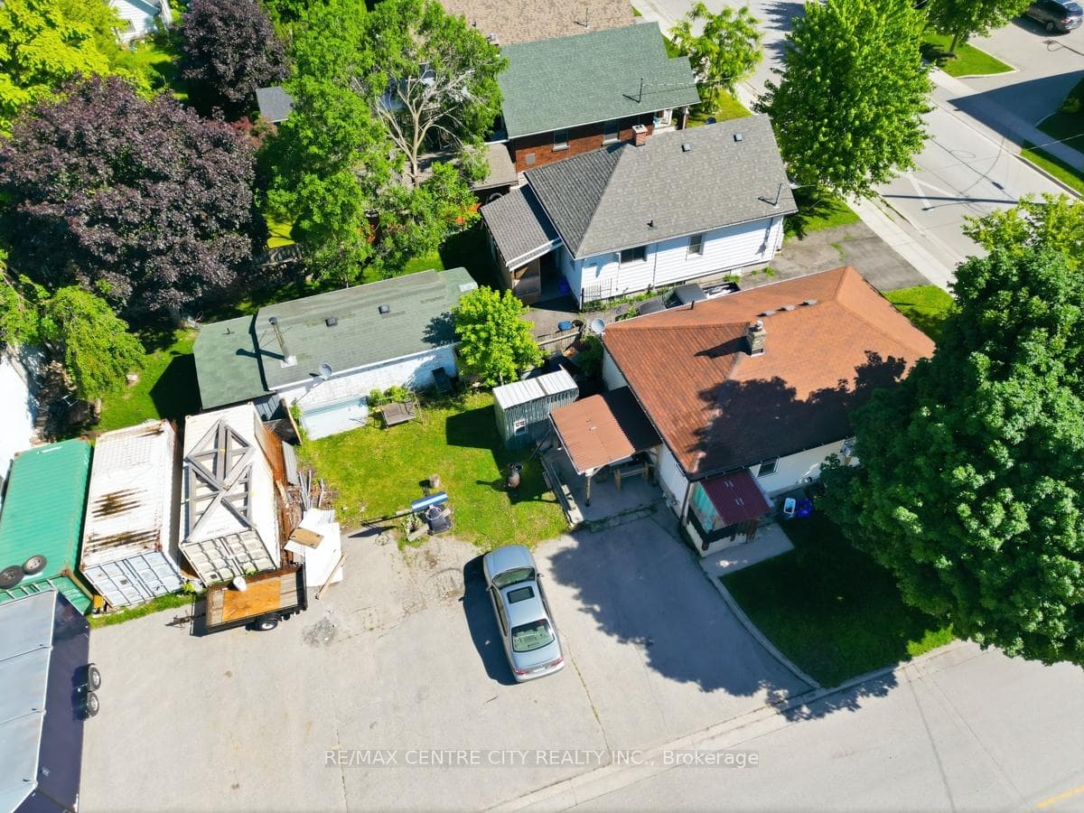 1188 Frances Street photo 32