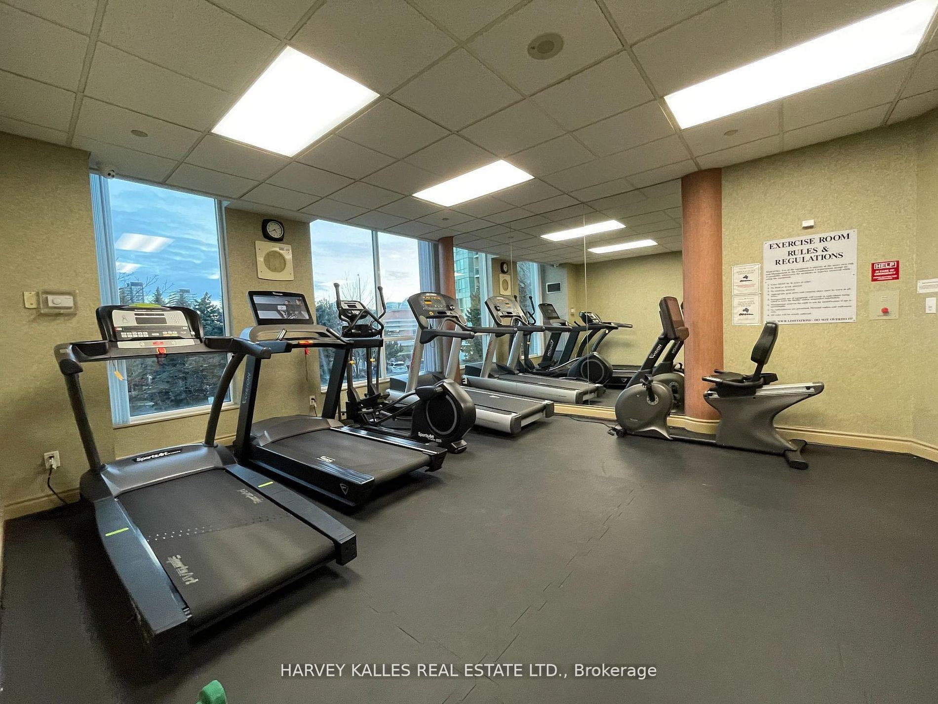 2545 Erin Centre Boulevard Unit 1704 photo 29