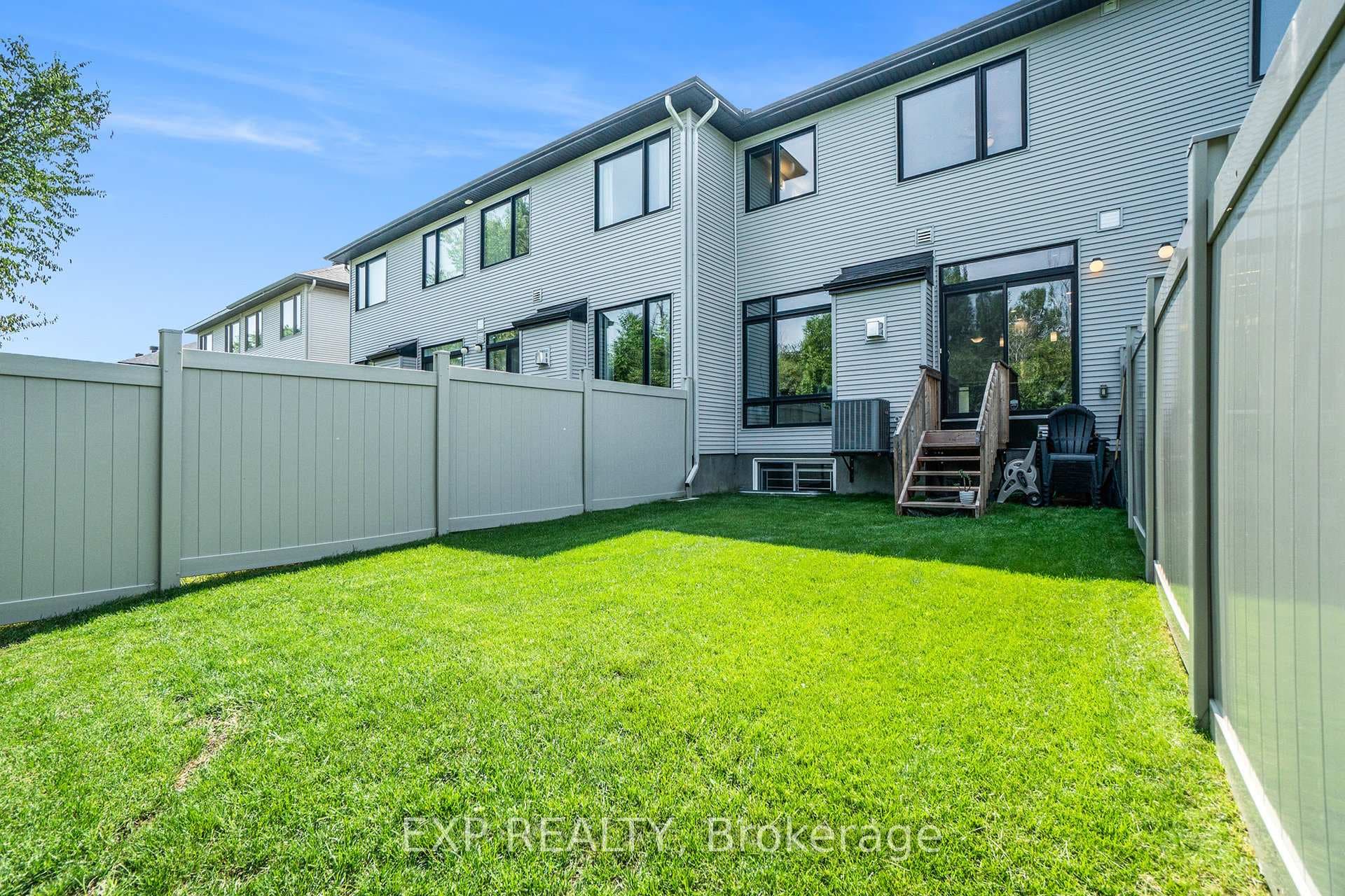 147 Wabikon Crescent photo 31