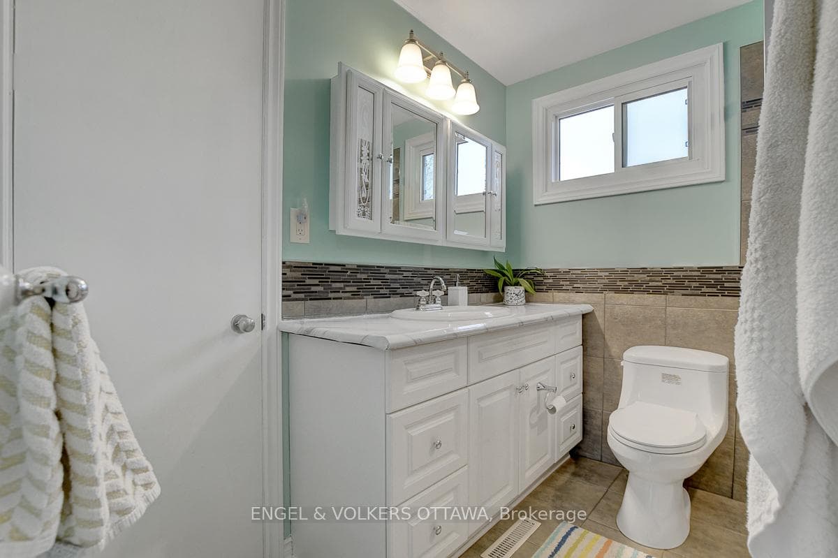 206 Sherway Drive photo 29