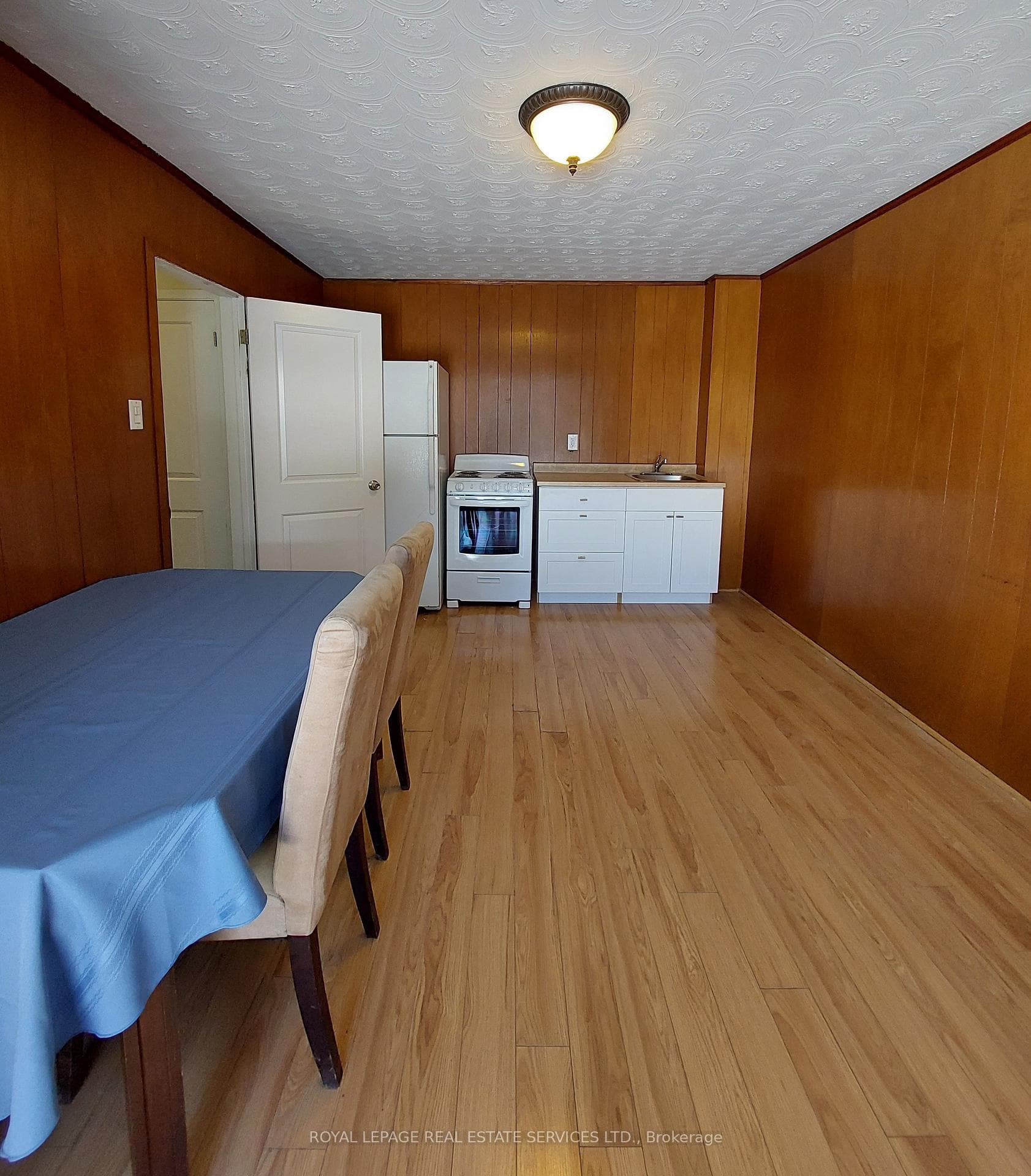 30 Wilmington Avenue Unit Ground photo 6