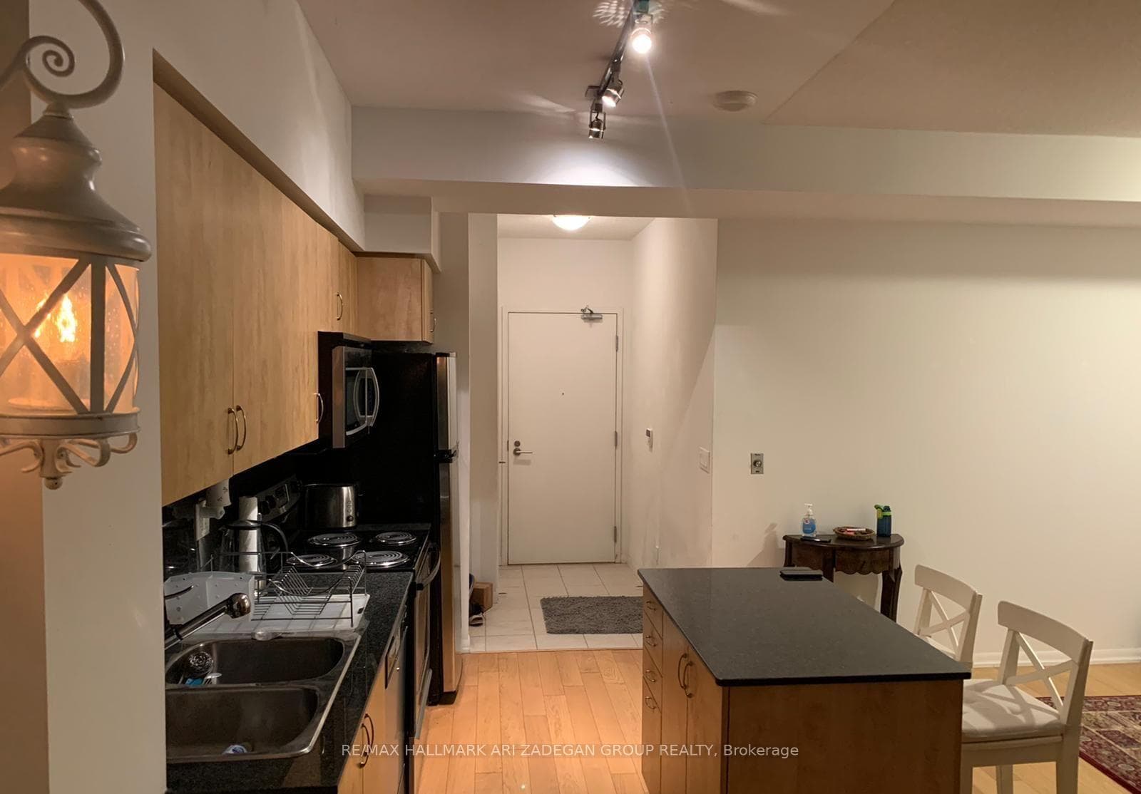215 Fort York Boulevard Unit 3301 photo 14
