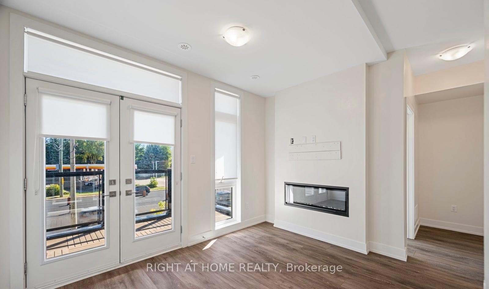 12860 YONGE Street Unit 8 photo 21