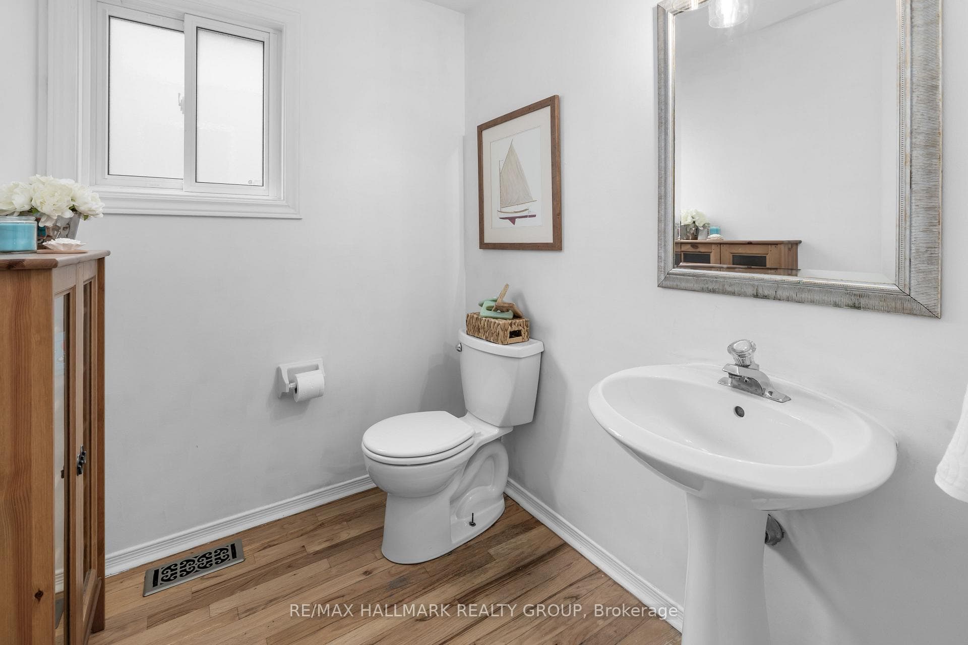 652 Thicket Way photo 25