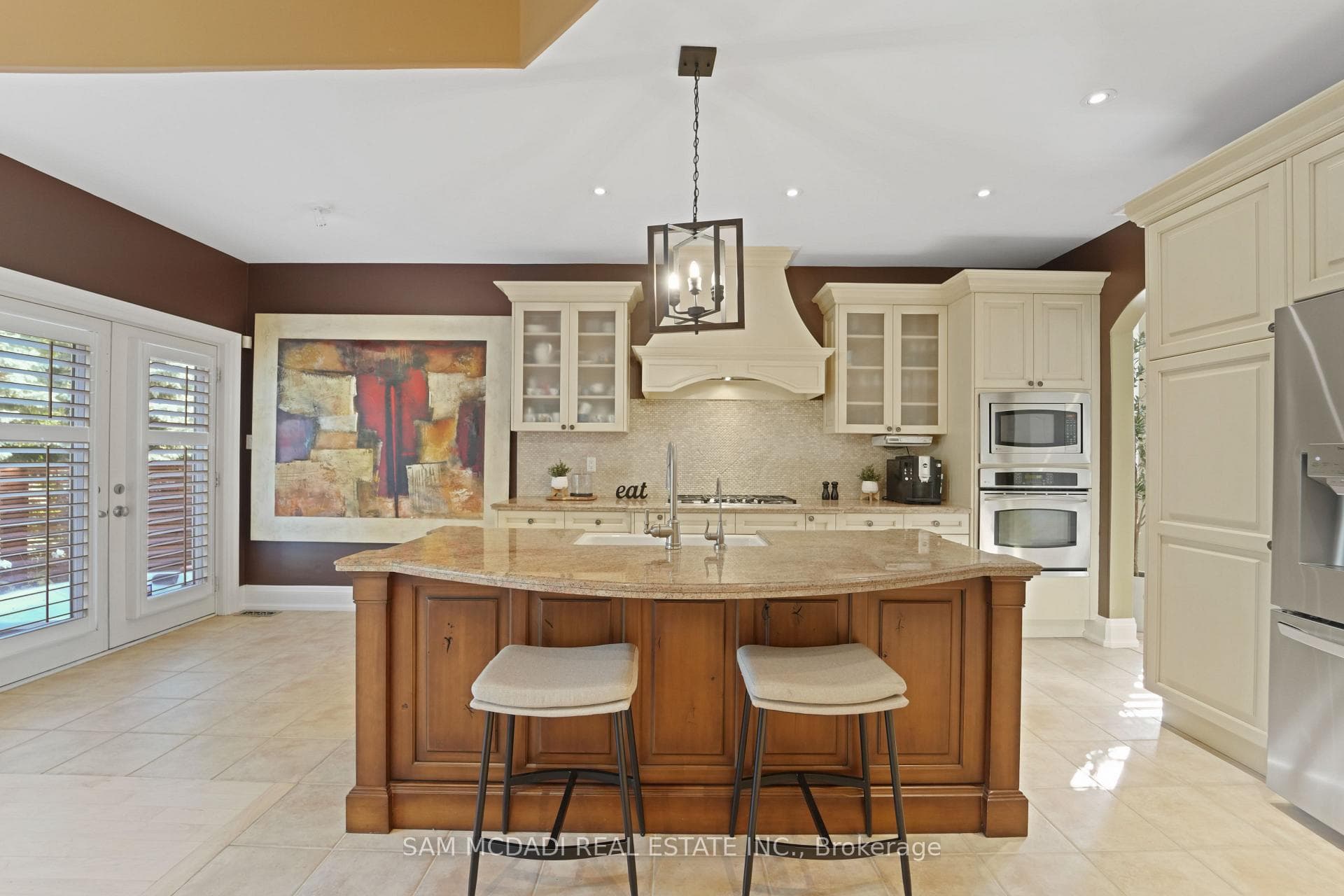 2258 Providence Road photo 10