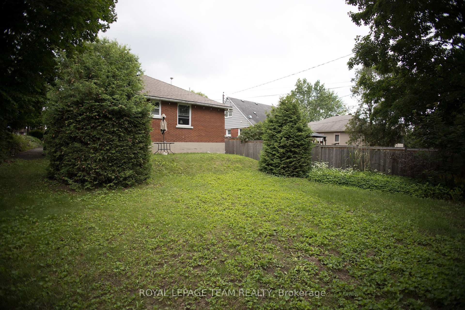 1339 Kilborn Avenue photo 4