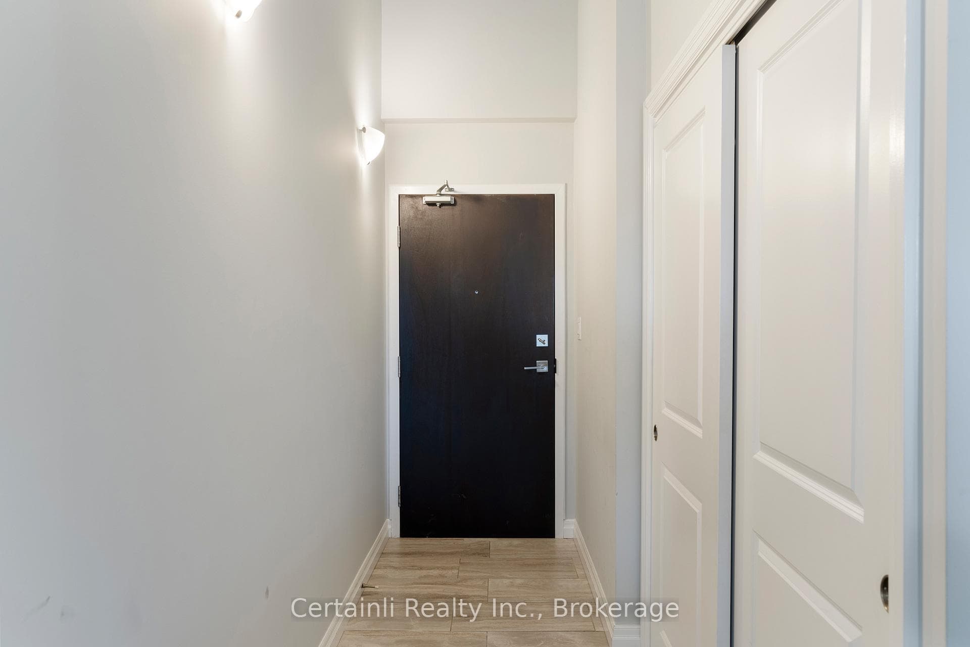 170 Rockhaven Lane Unit 317 photo 5