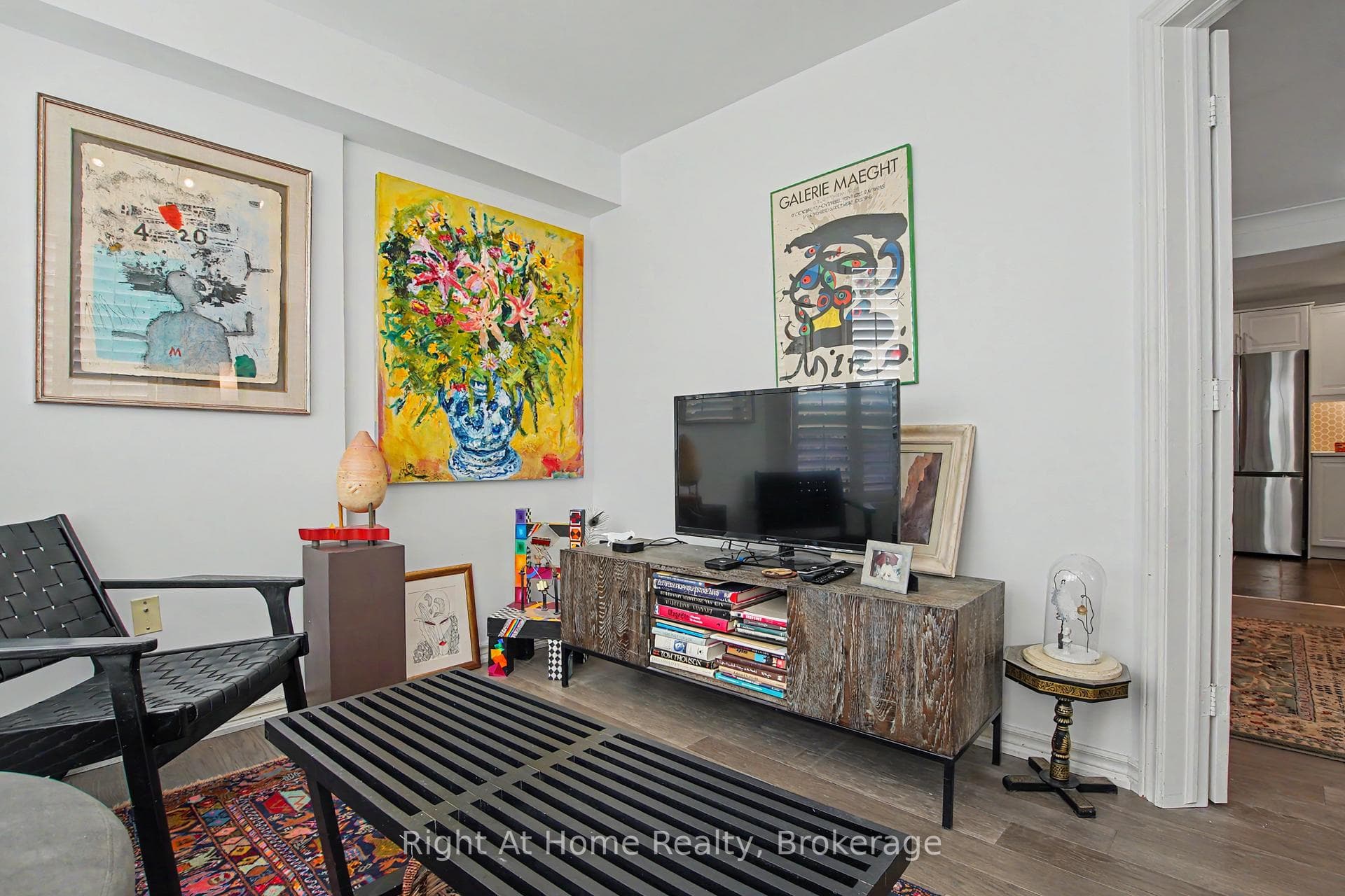 2121 Lakeshore Road Unit 405 photo 14