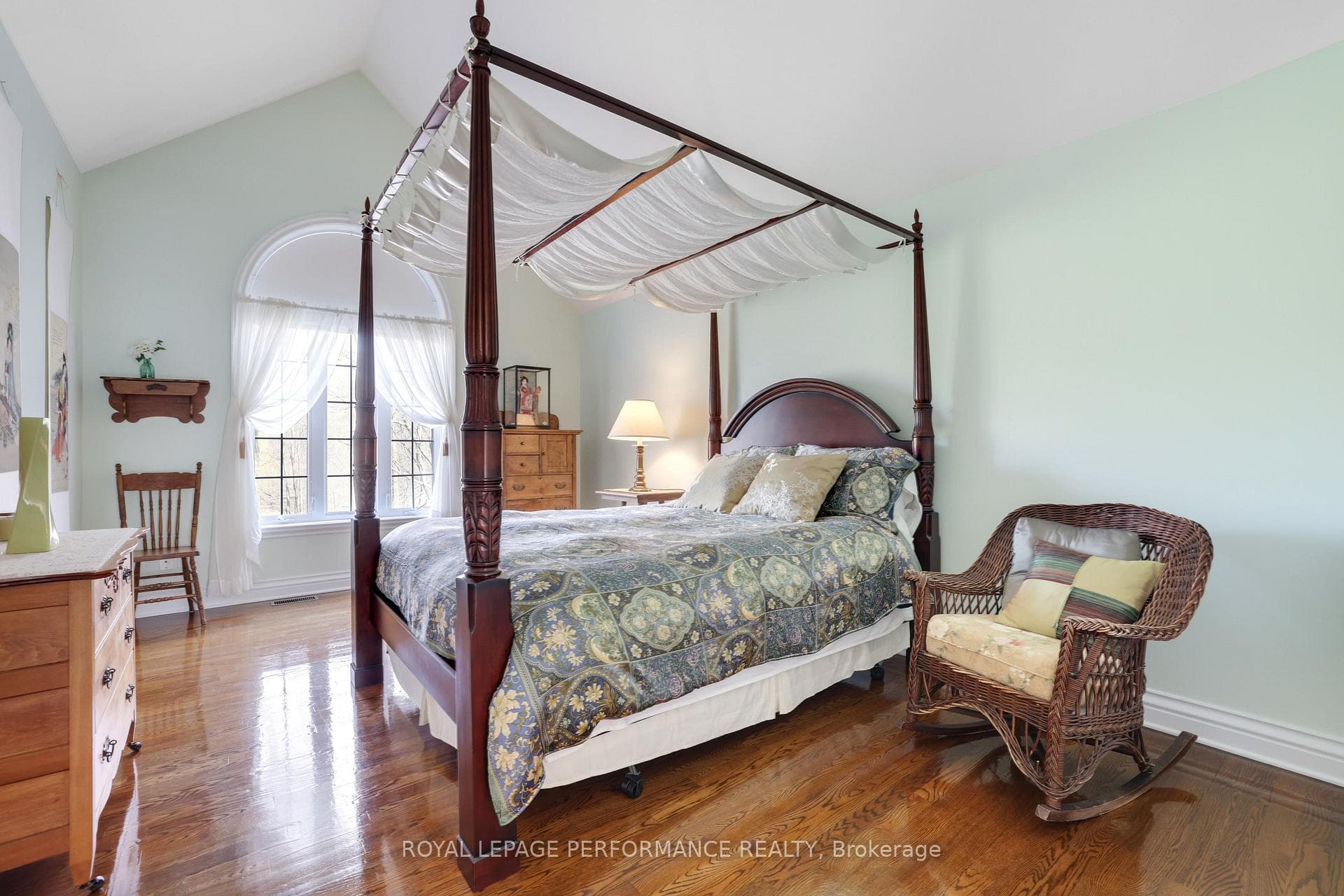 Bedroom upper floor