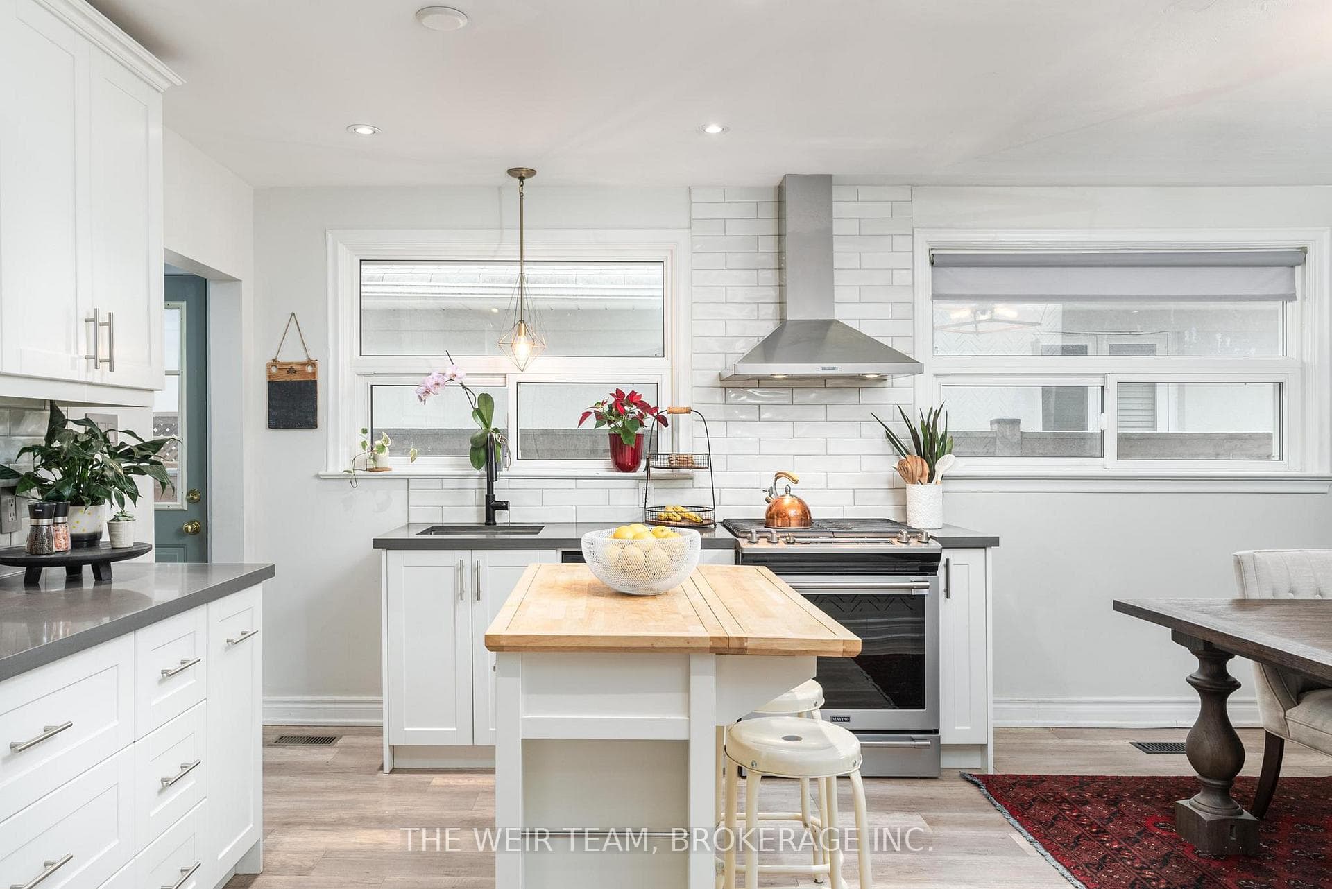 31 Moorecroft Crescent photo 9