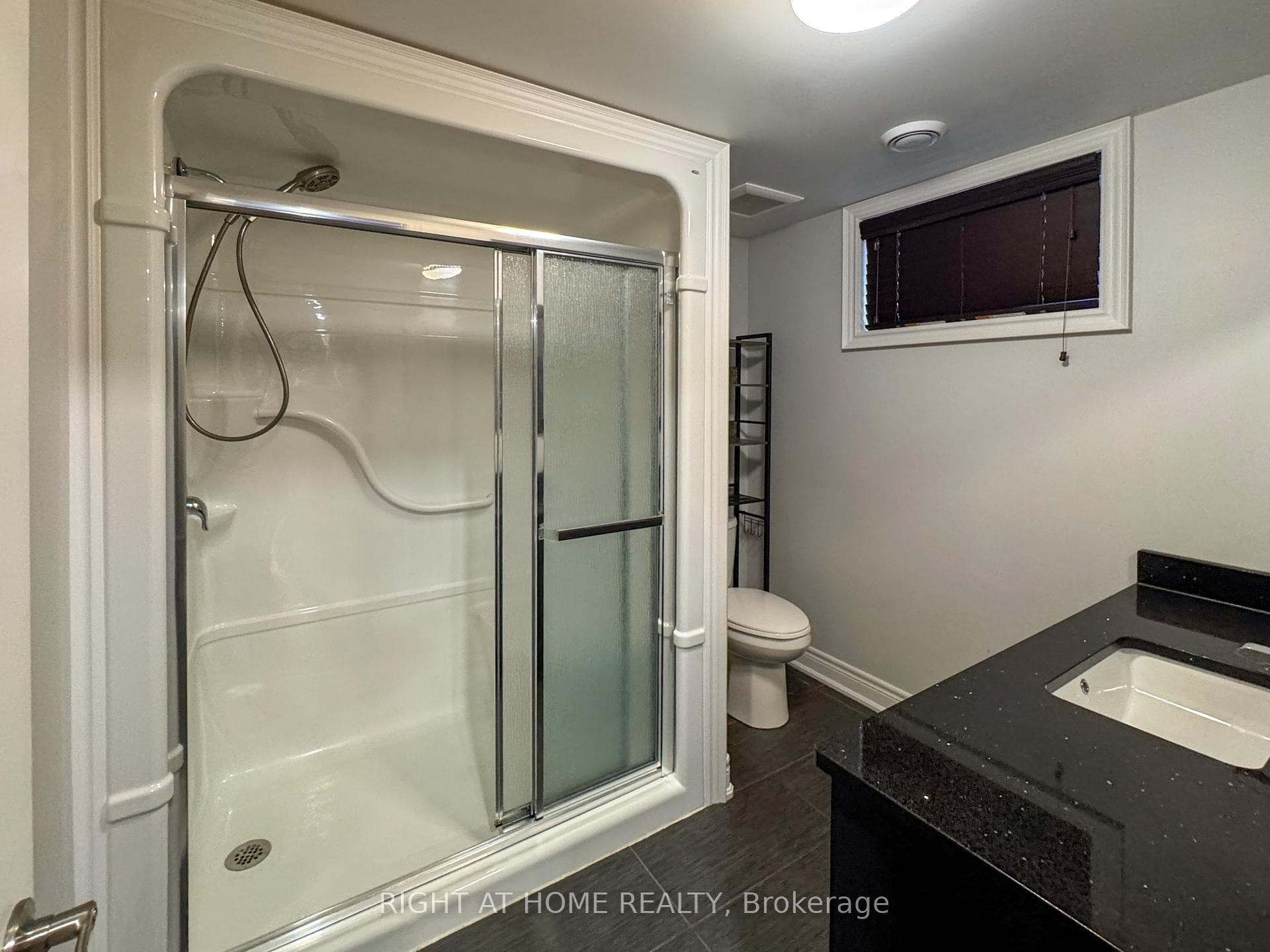 85 Mackenzie King Avenue photo 45