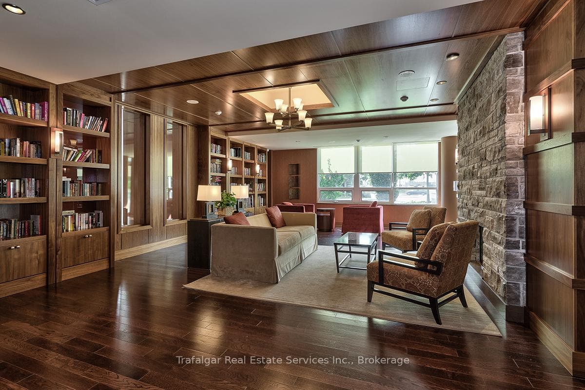 1055 Southdown Road Unit 512 photo 17