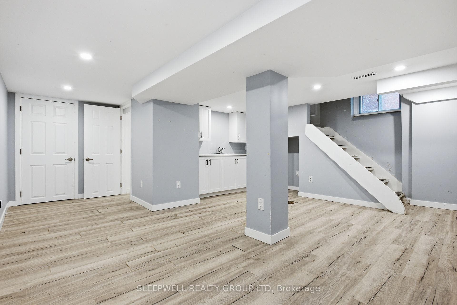 80 Fourth Avenue photo 16