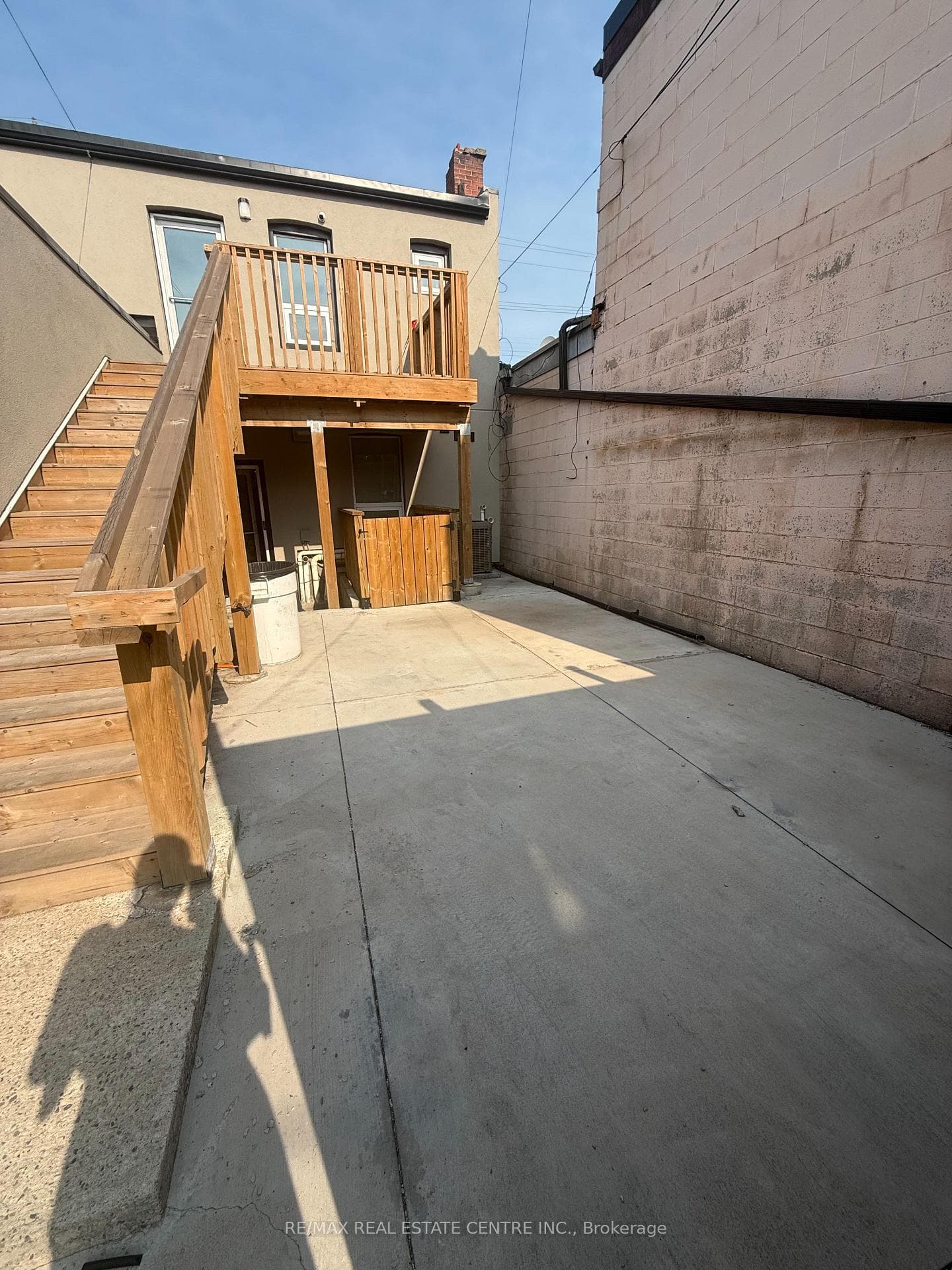 214 Kenilworth Avenue Unit UPPER photo 12