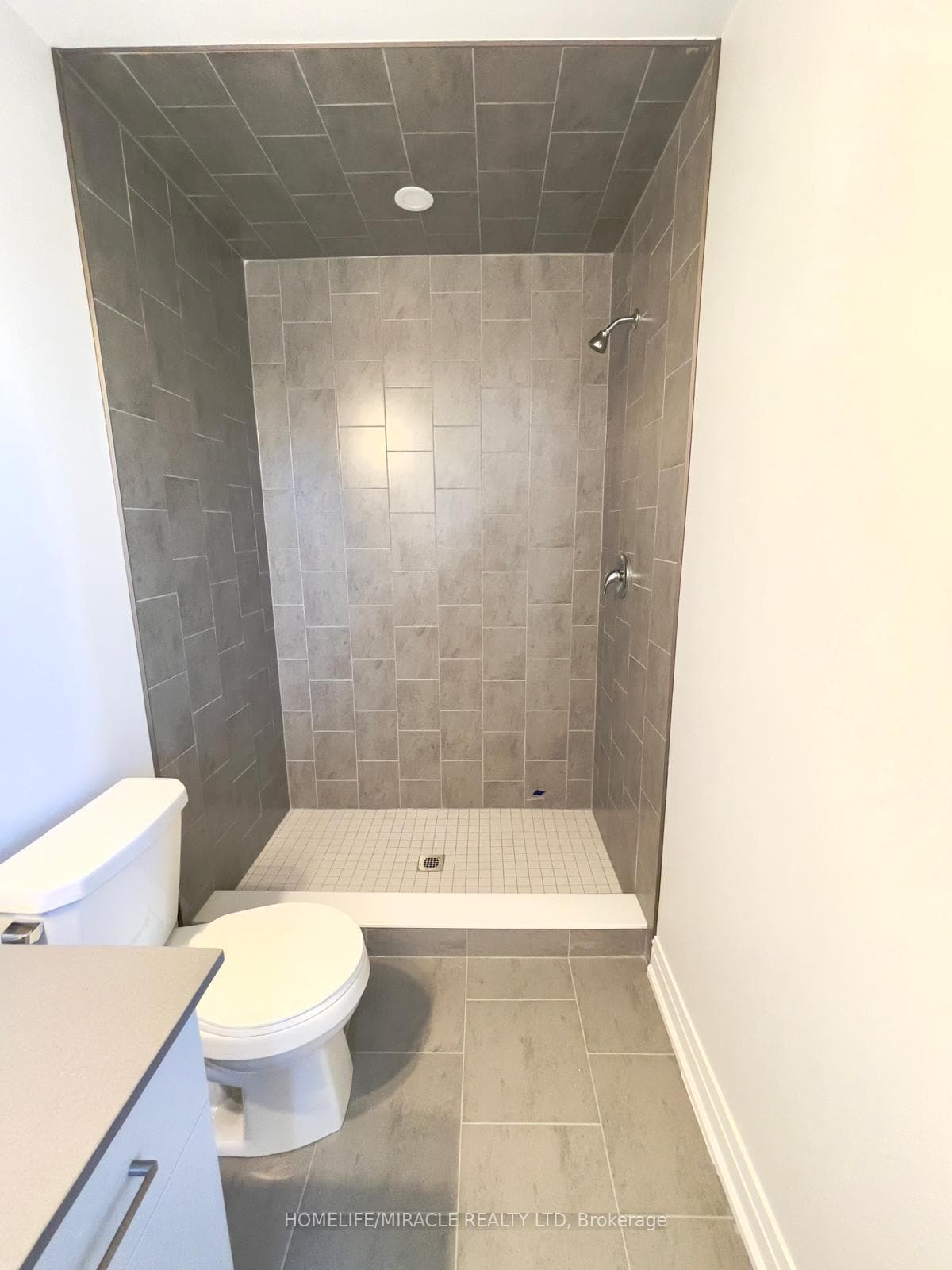 87 Windtree Way photo 18