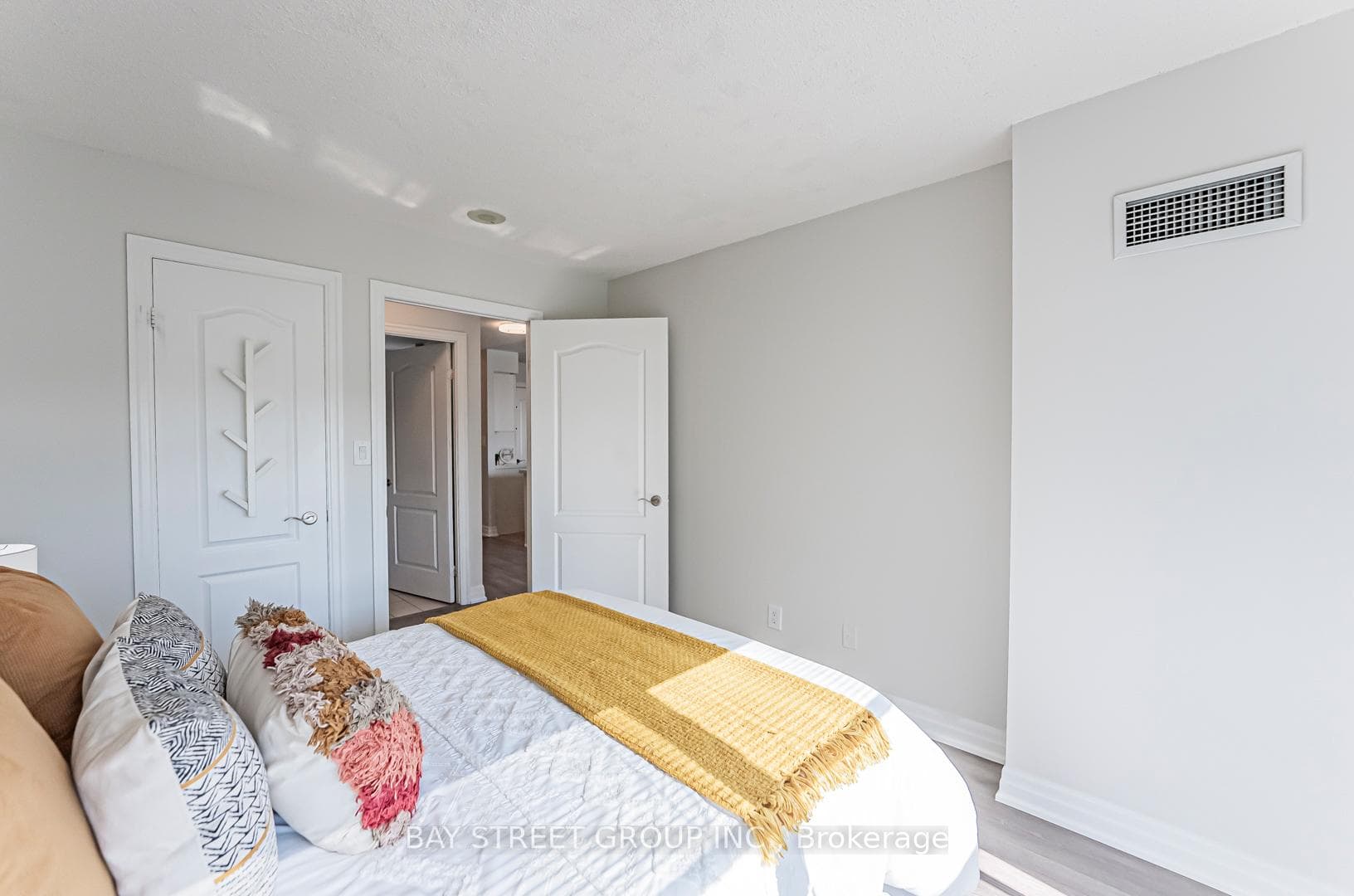 188 Doris Avenue Unit 1718 photo 20