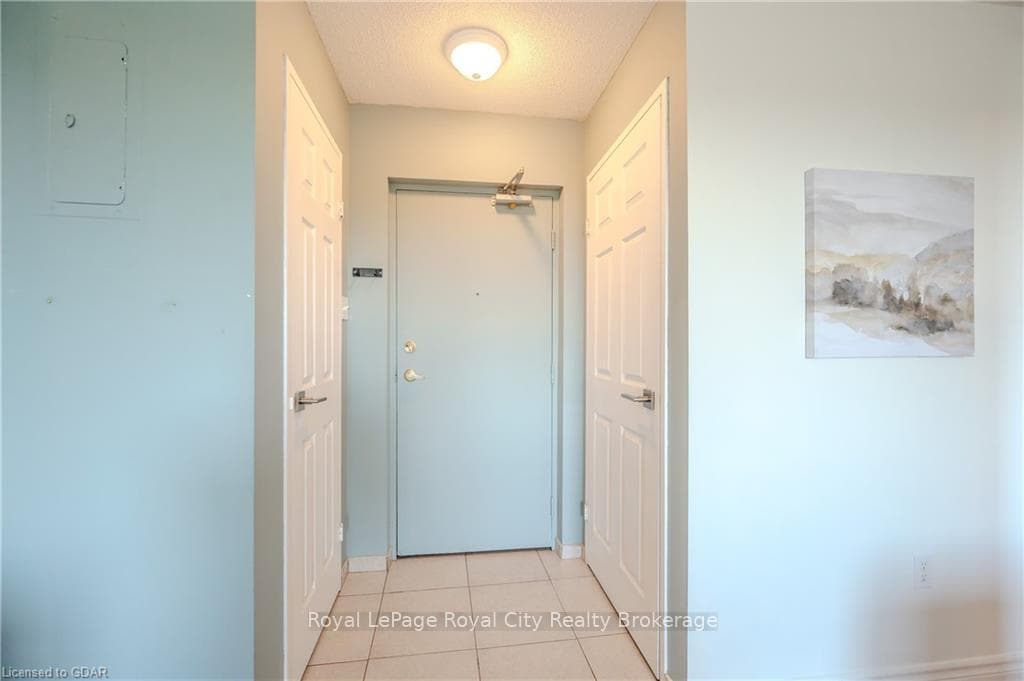 279 CHANDLER Drive Unit 608 photo 7