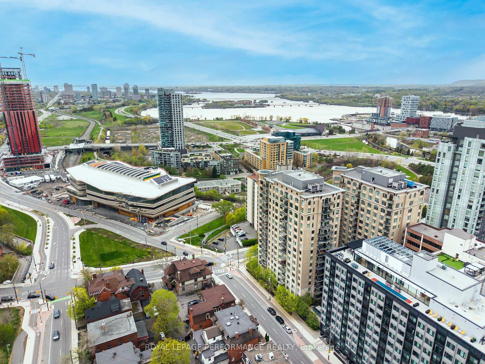 95 Bronson Avenue Unit 1006 photo 25