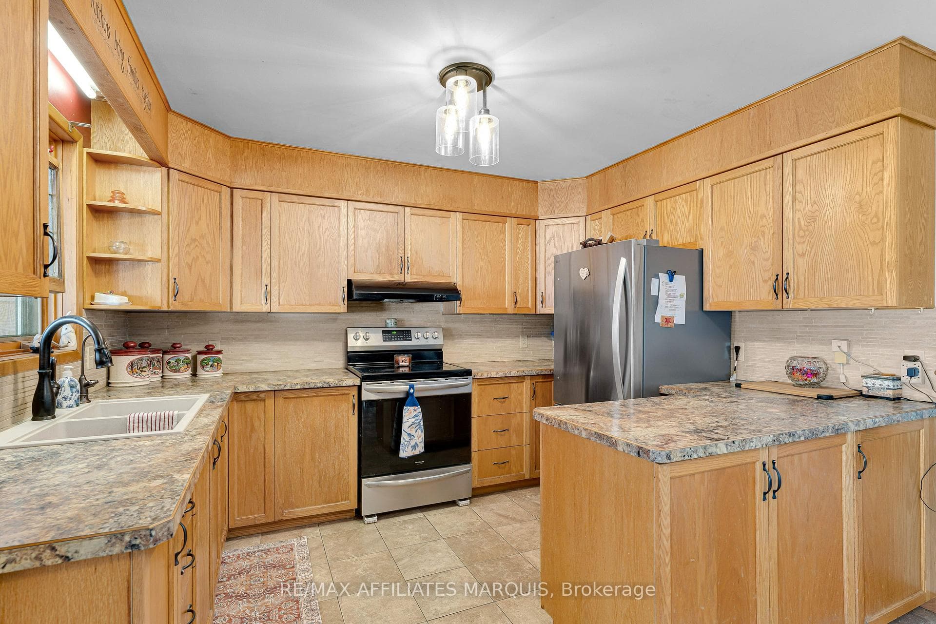 15913 509 Road photo 7