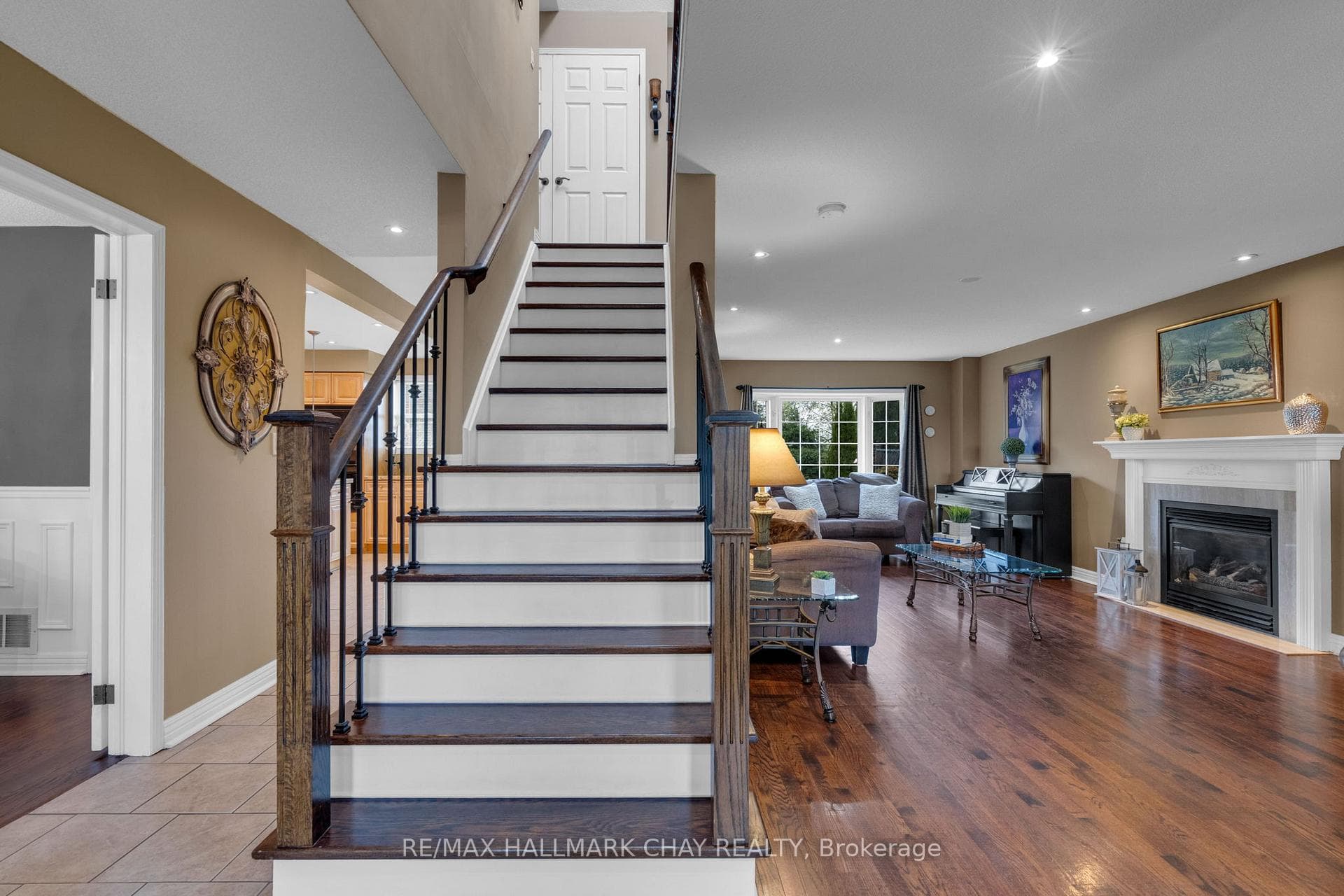 34 Crompton Drive photo 12