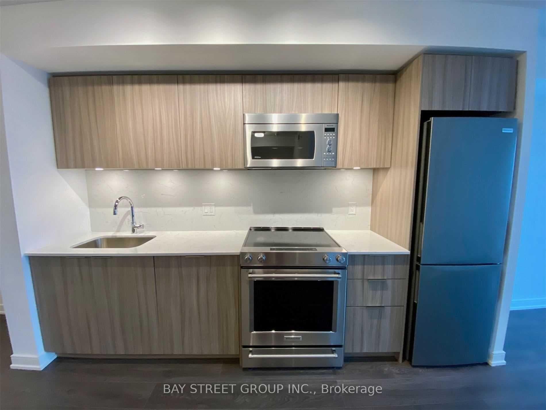 30 Samuel Wood Way Unit 1612 photo 5