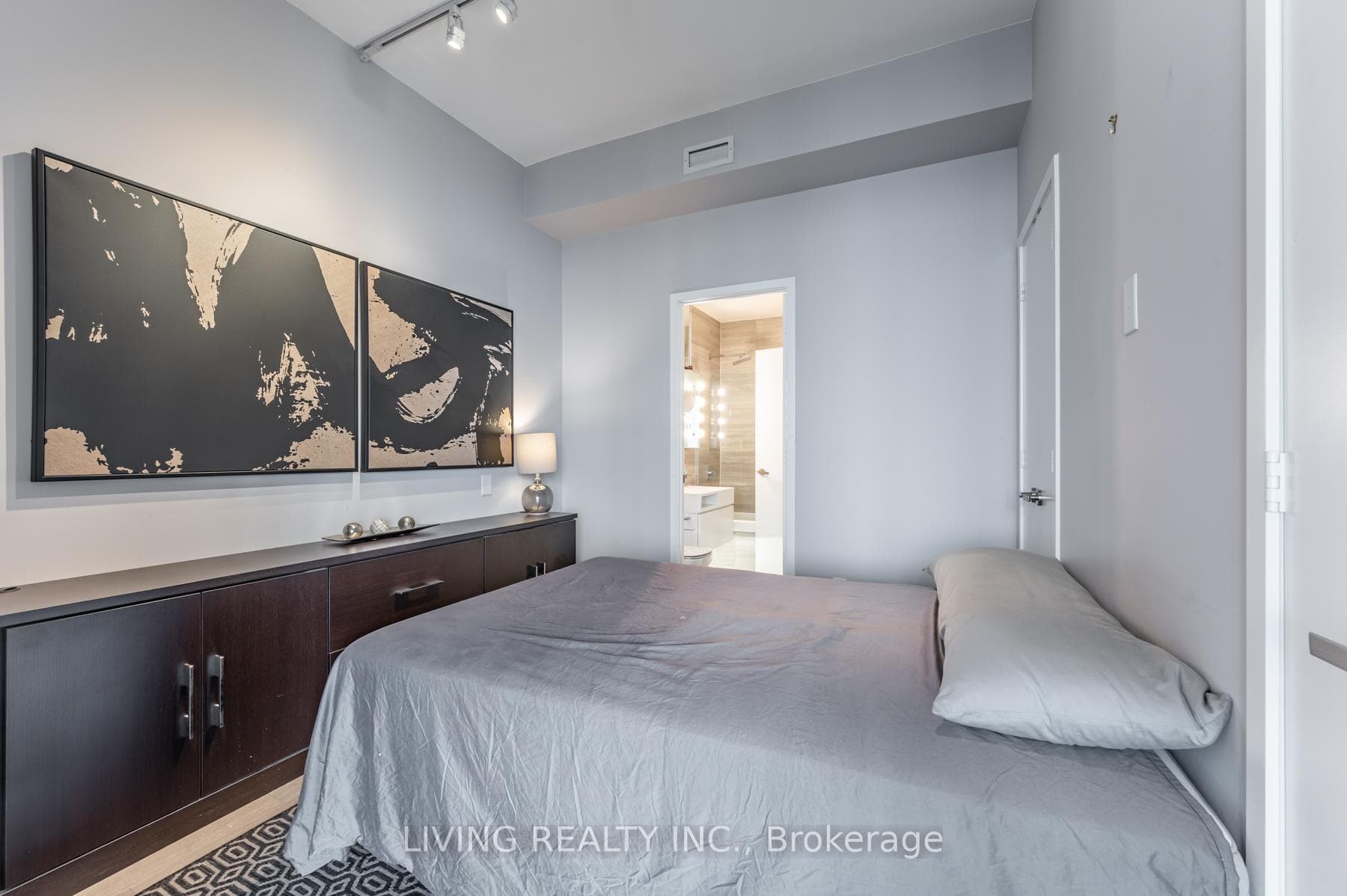 45 Charles Street Unit 5115 photo 14