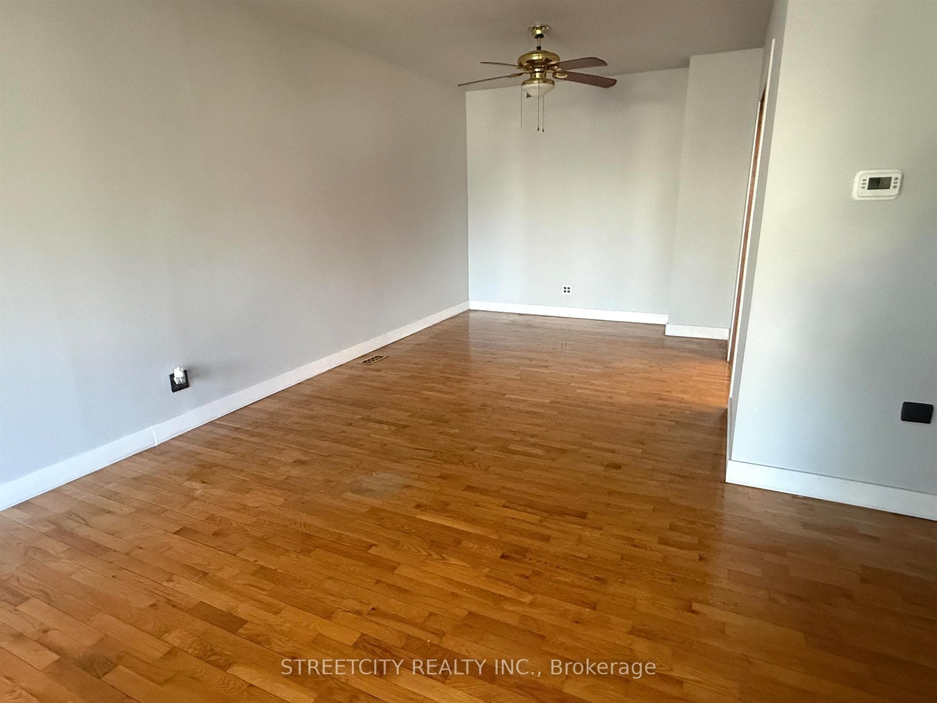 326 Ogden Street photo 8