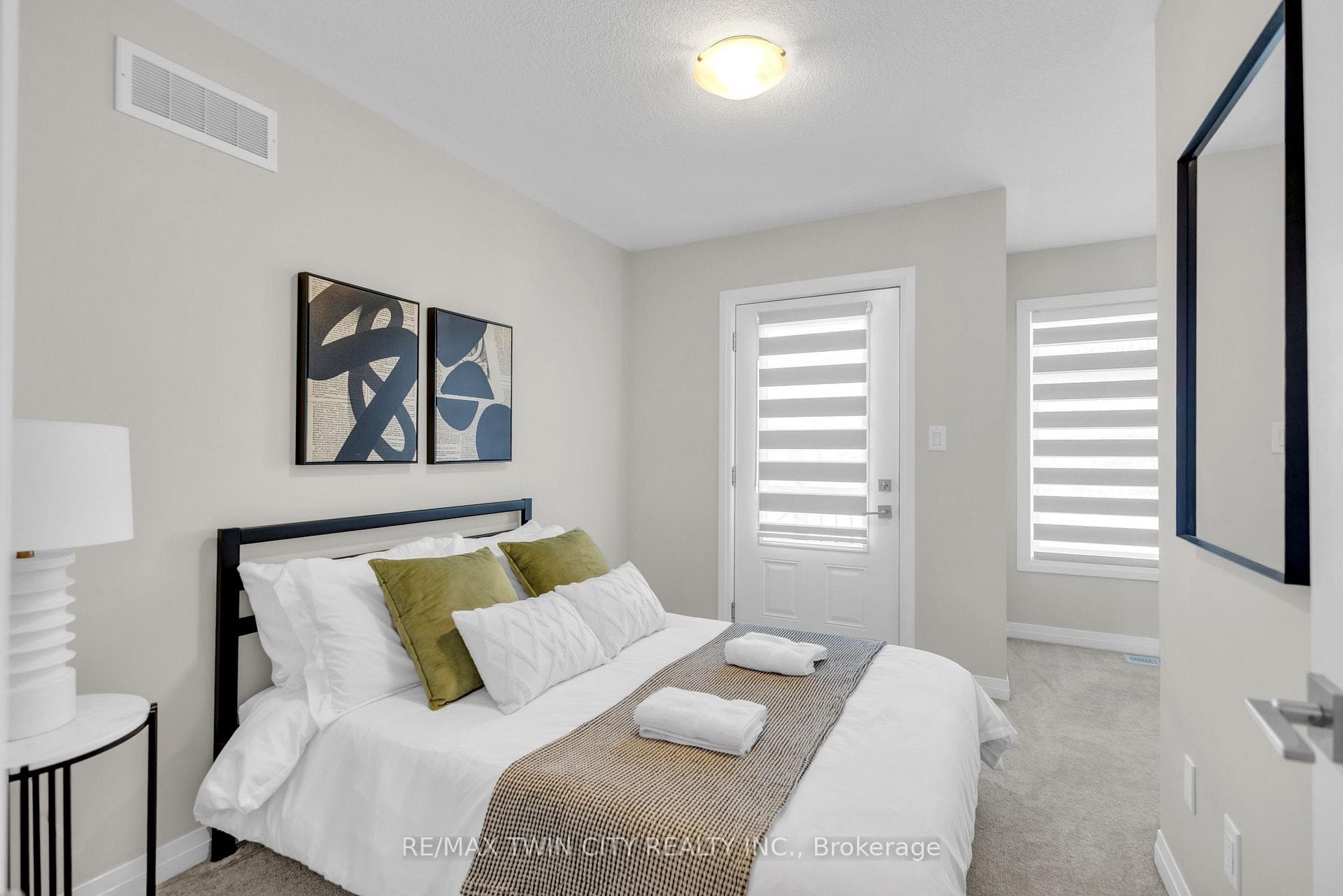 155 Thomas Slee Drive Unit 1F photo 17