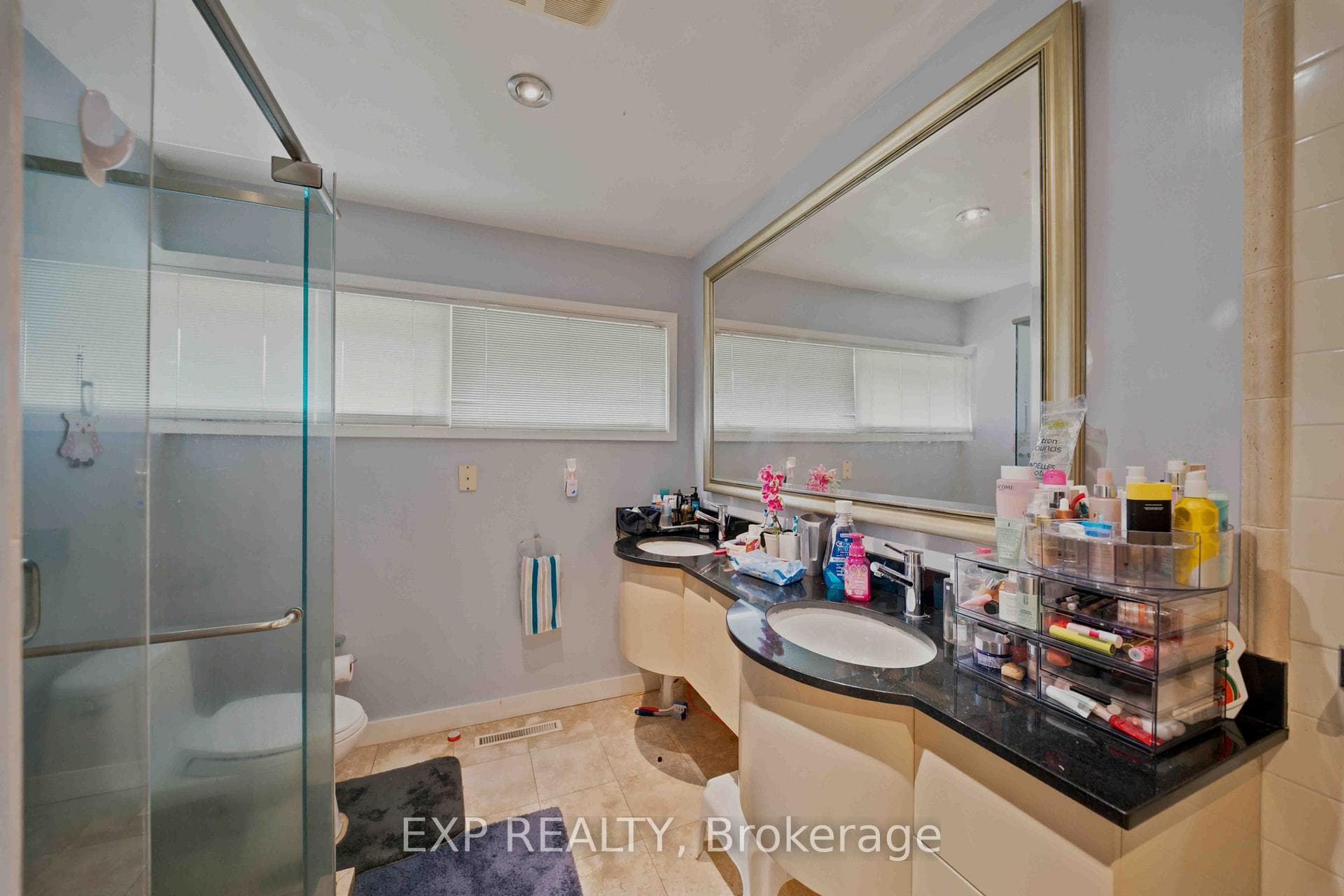 304 Roger Road photo 19