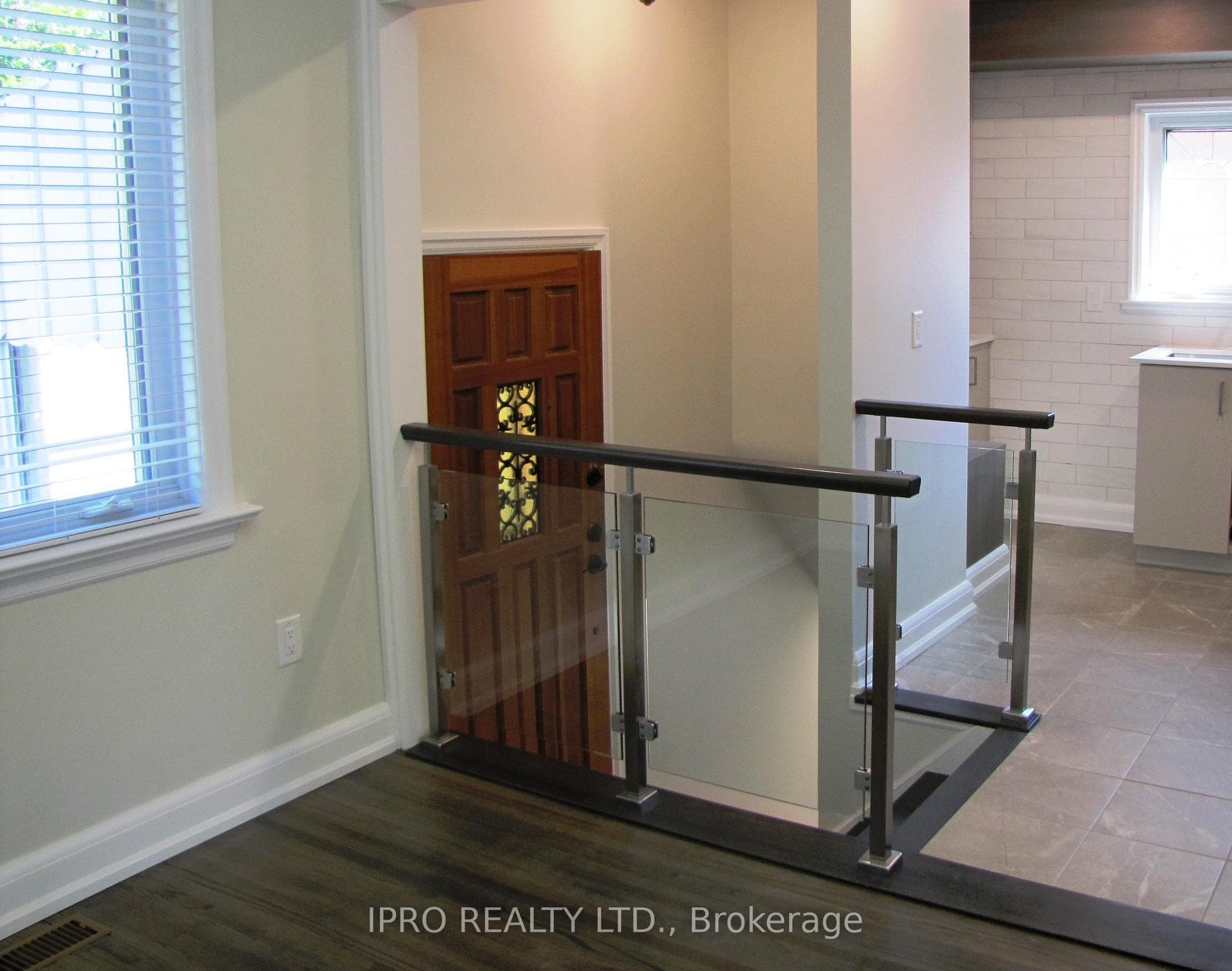 214 Bering Avenue photo 9