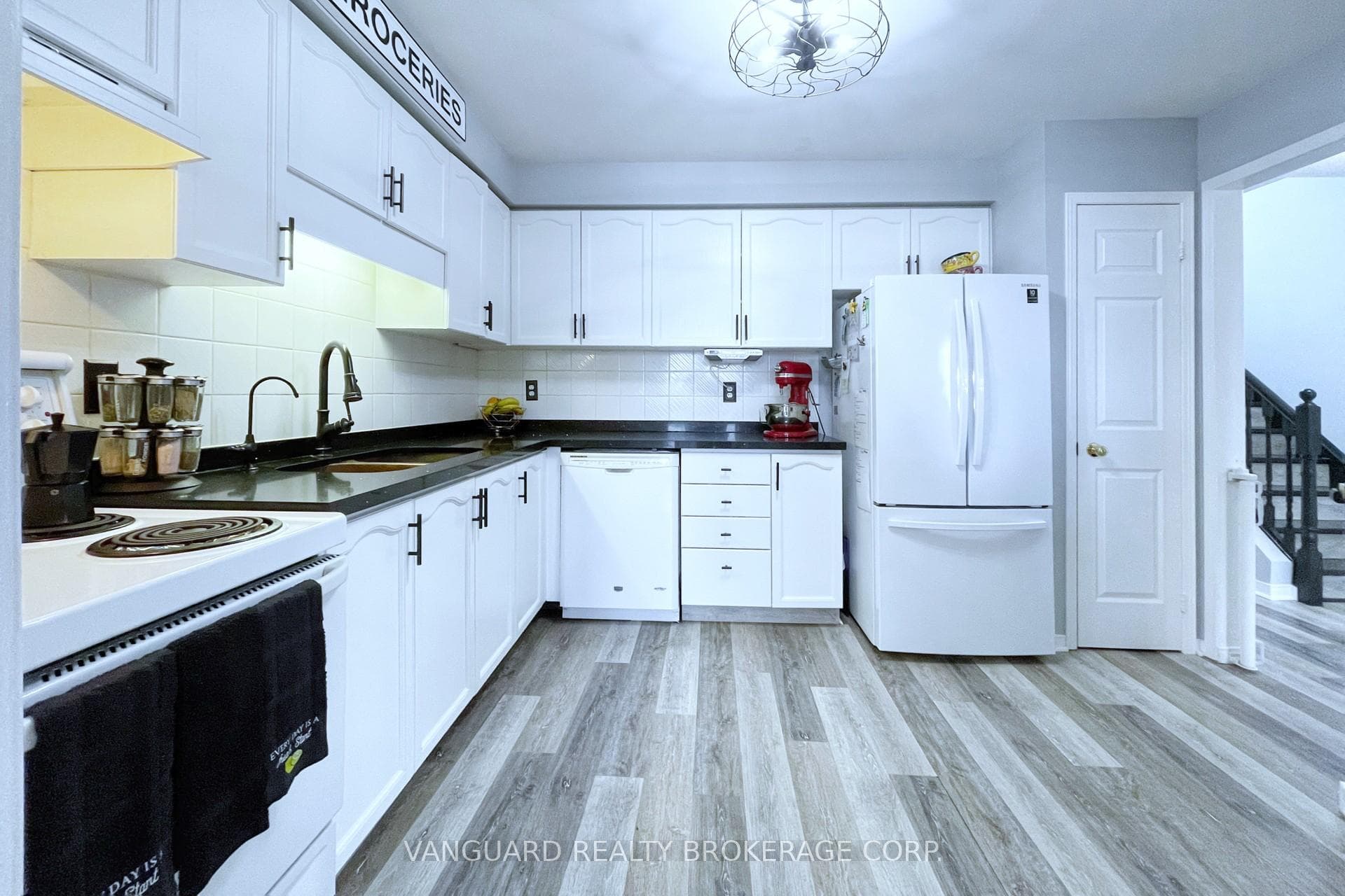 48 O'Leary Court photo 6