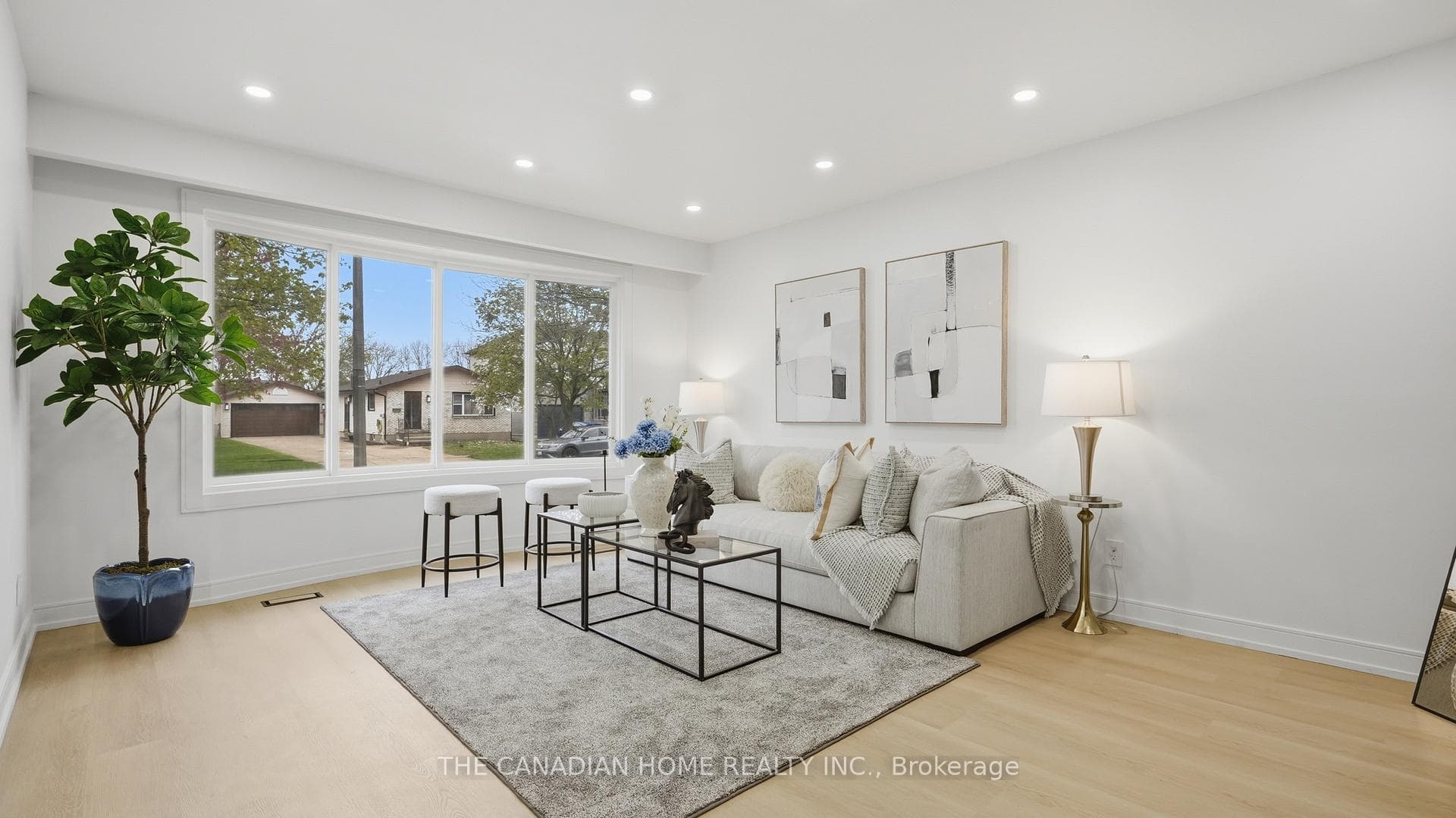6041 Cadham Street photo 5