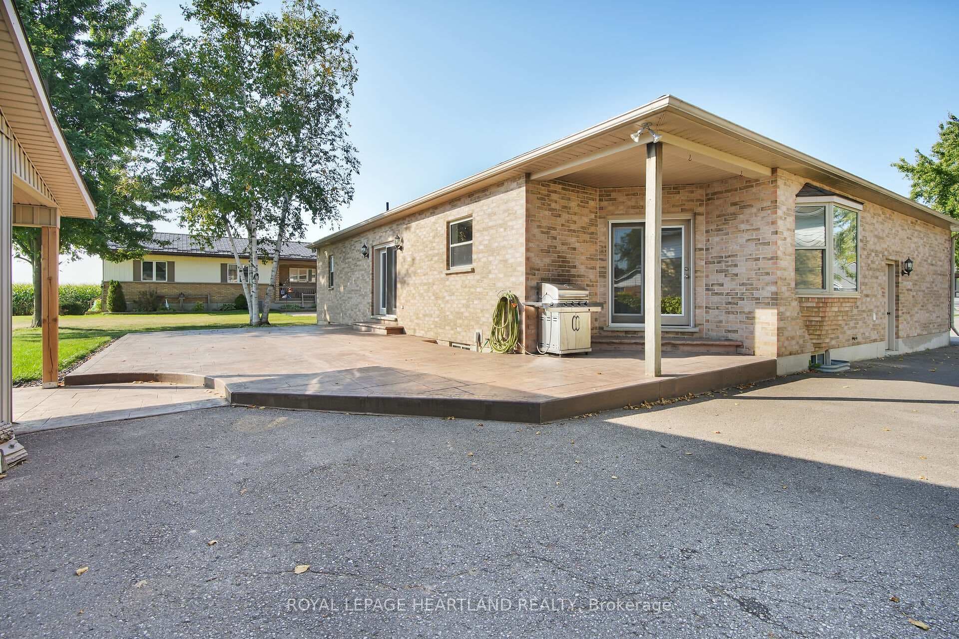 532 Carling Street photo 3
