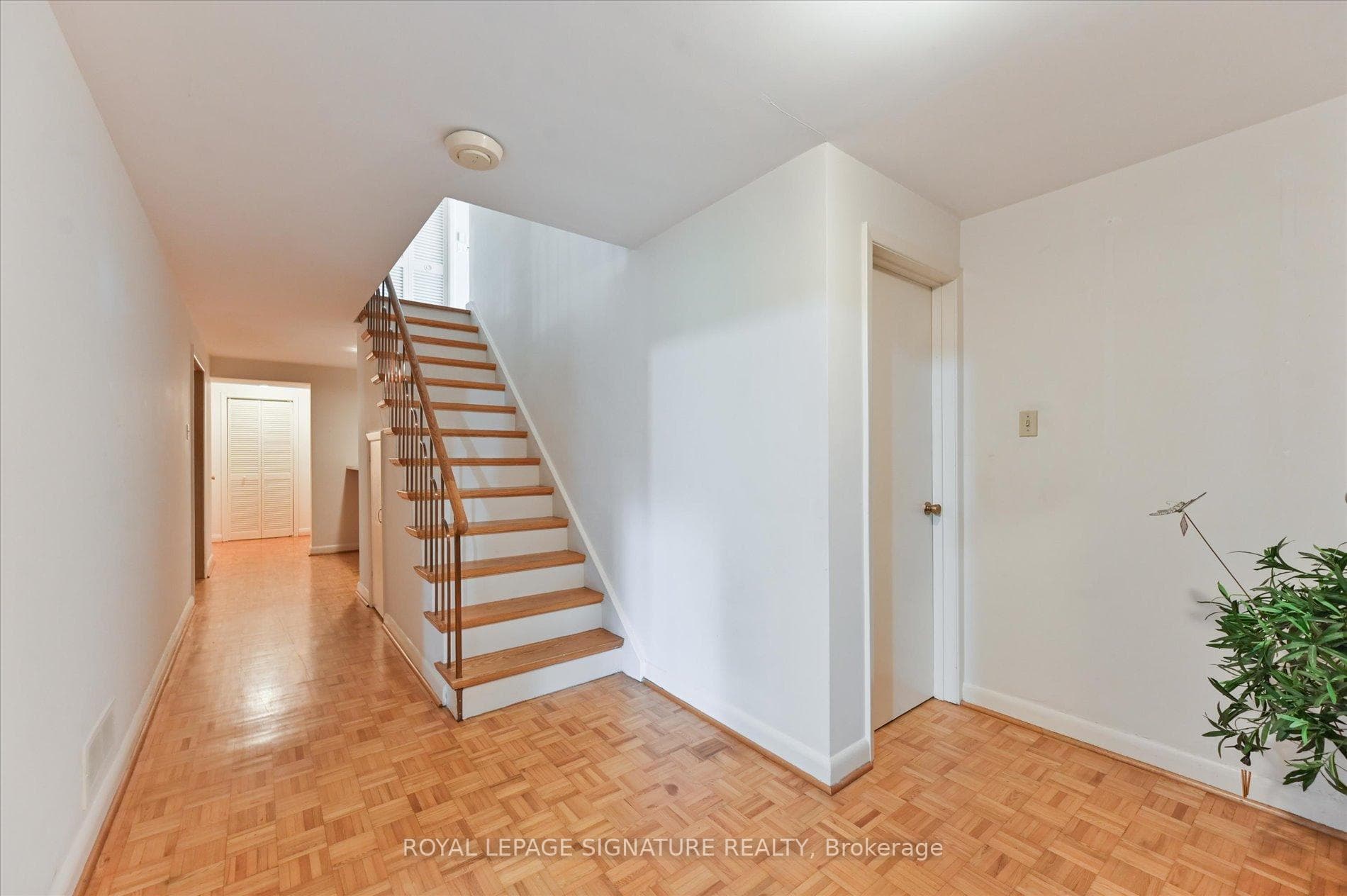 143 Sweeney Drive photo 17