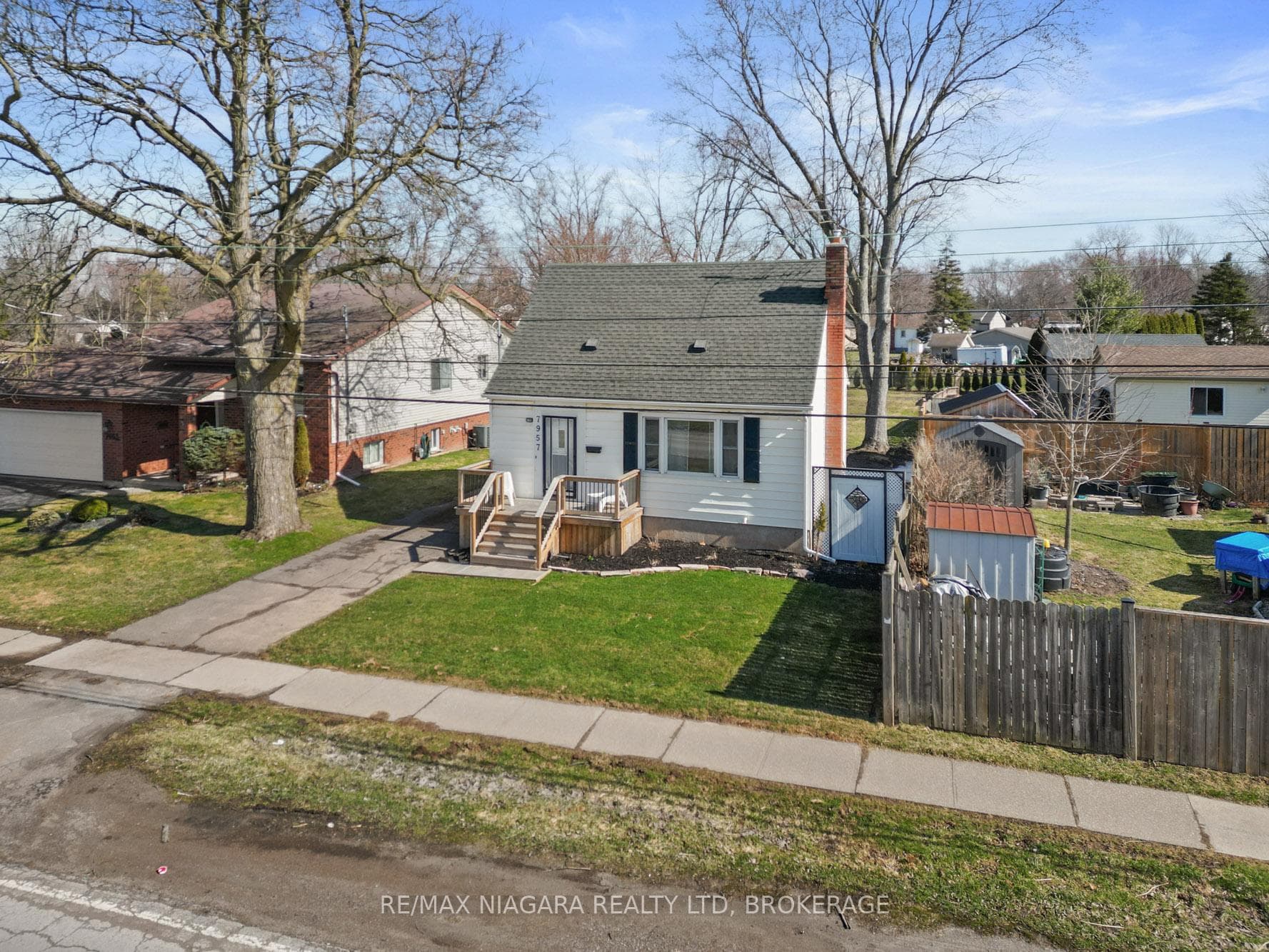7957 Beaverdams Road photo 24