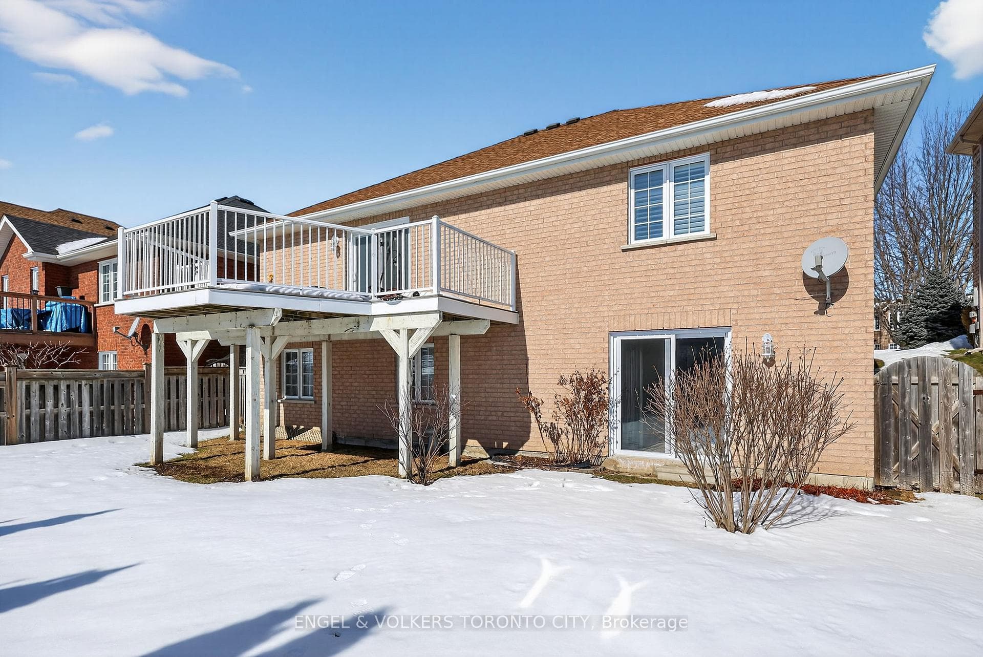 130 Metcalfe Drive photo 38