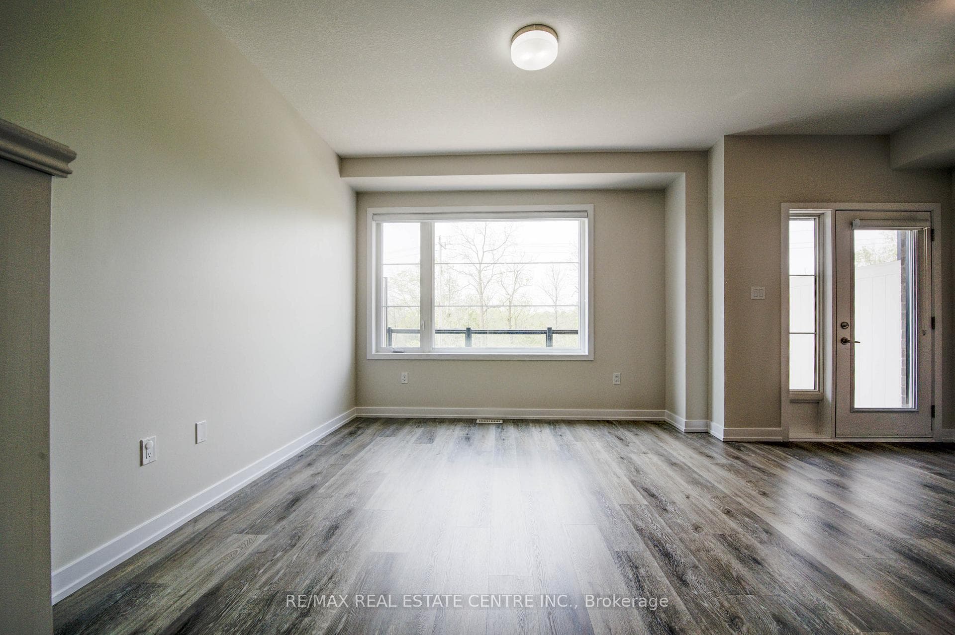 350 River Road Unit 7 photo 10