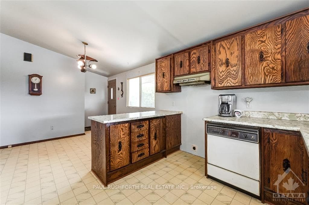 1409 MAJOR Road photo 10