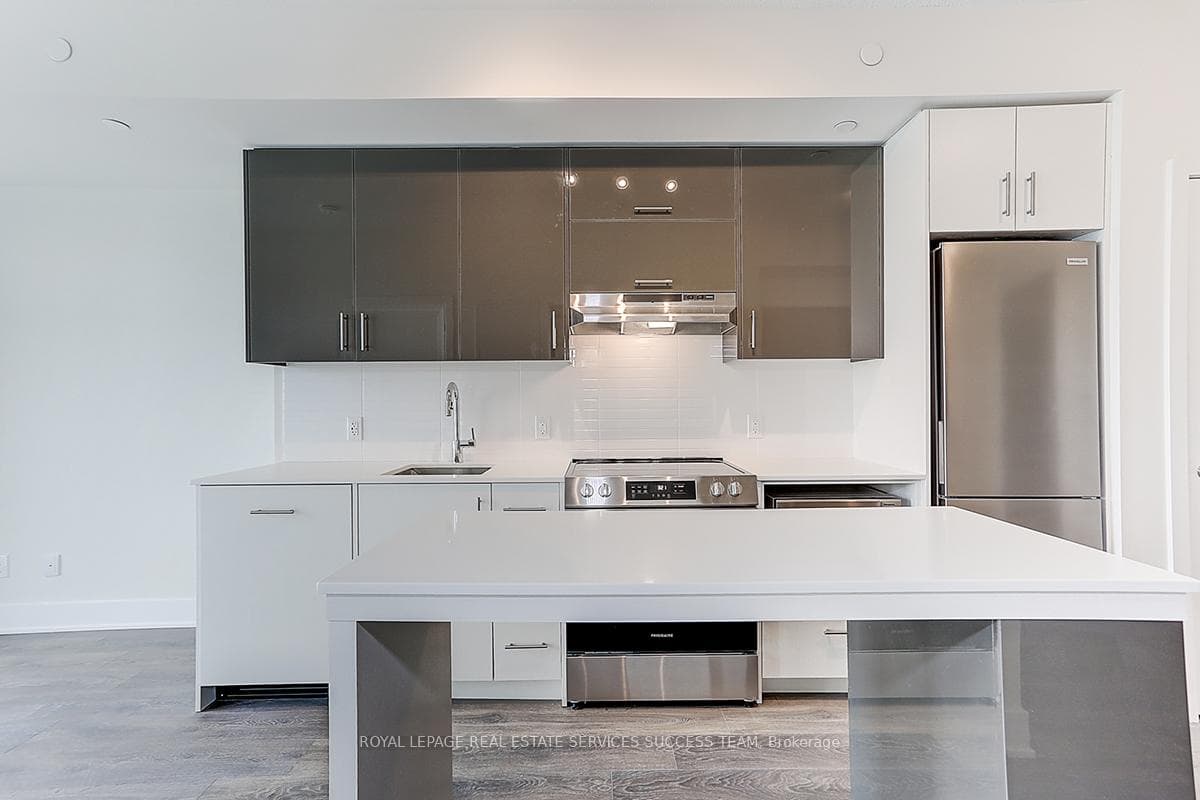 188 Fairview Mall Drive Unit 1710 photo 19