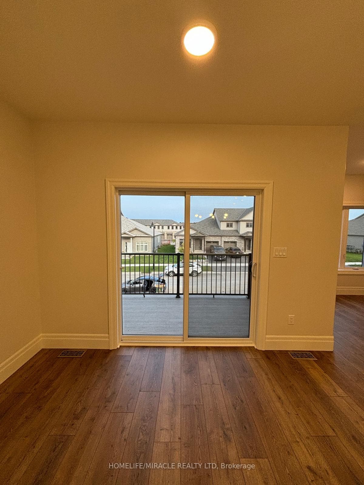 31 Markland Avenue photo 8
