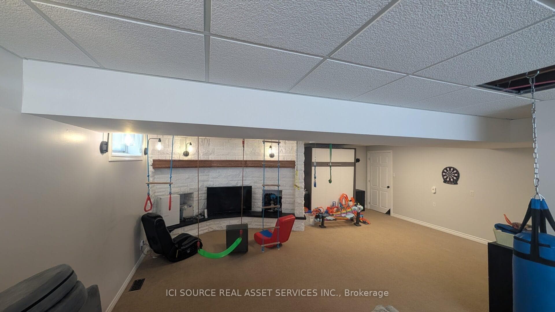 30 Hillcrest Drive photo 23